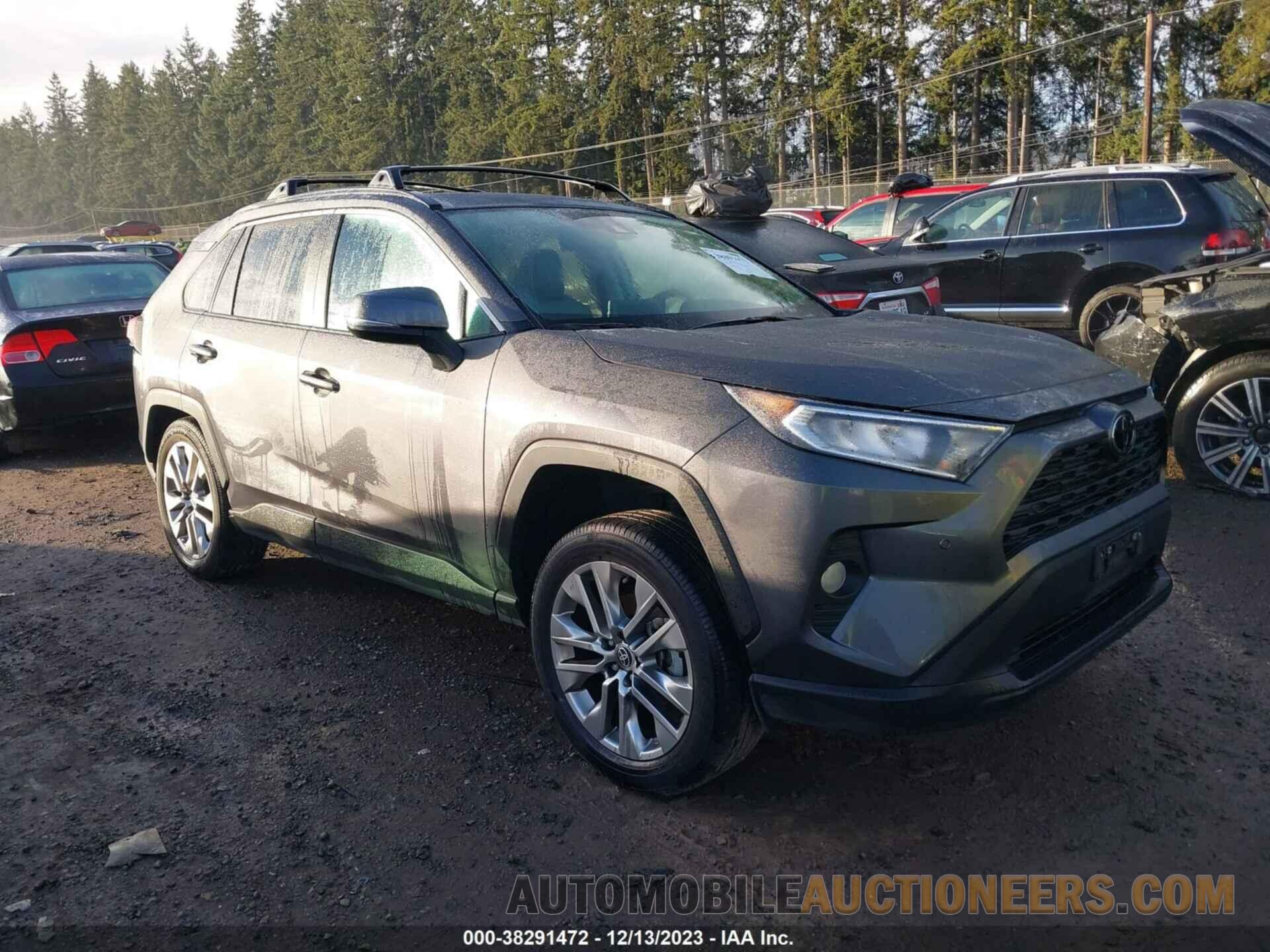 2T3A1RFV4MC239501 TOYOTA RAV4 2021