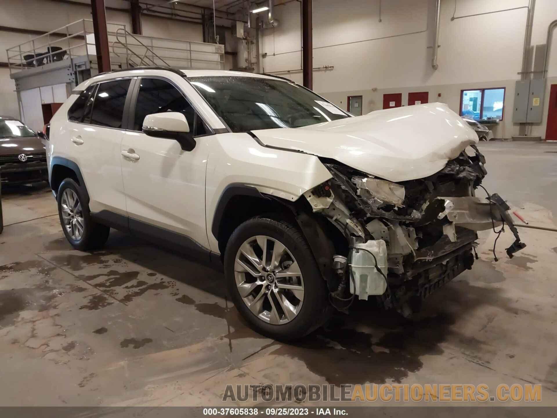 2T3A1RFV4MW163390 TOYOTA RAV4 2021