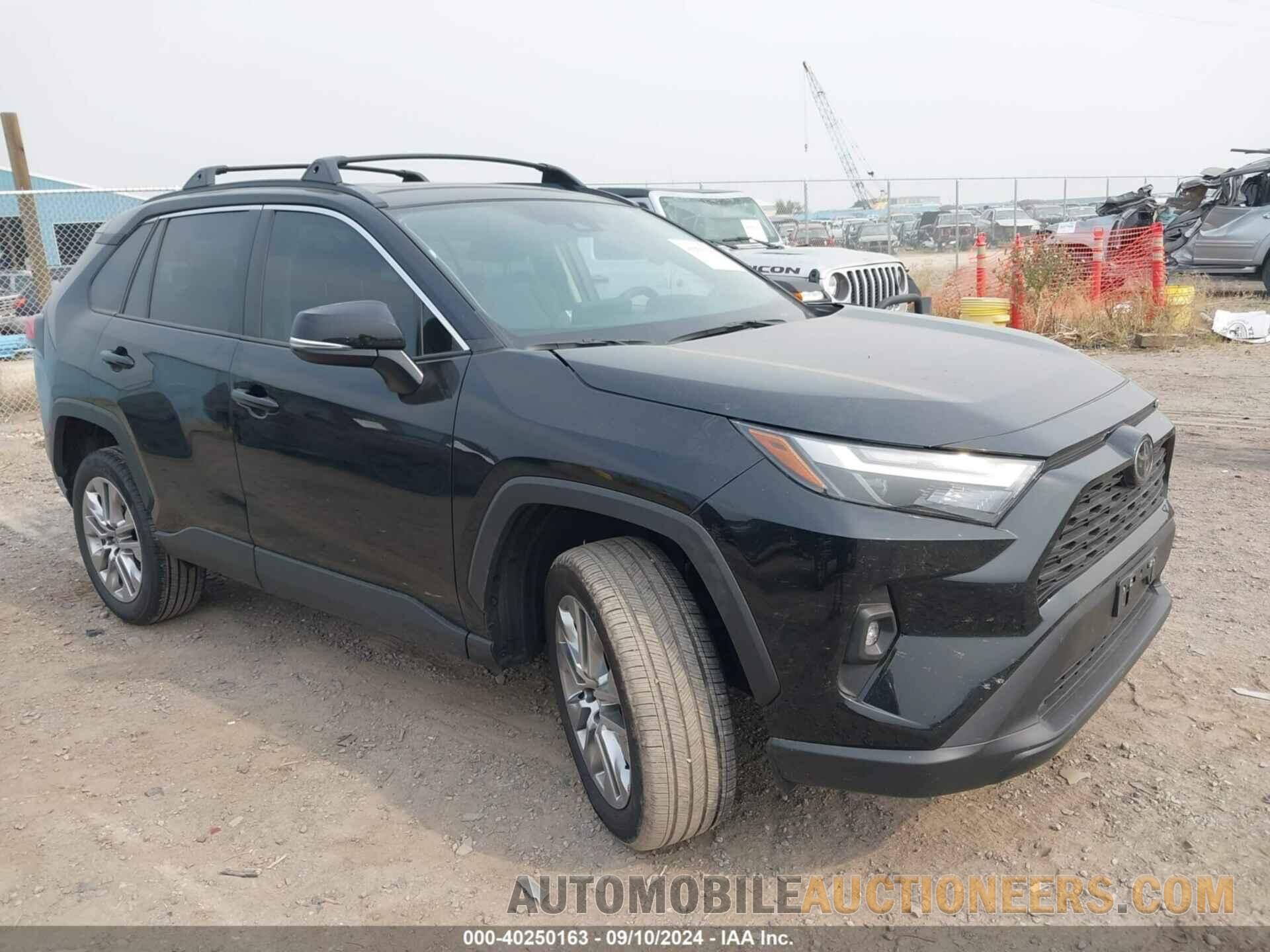 2T3A1RFV4RC425076 TOYOTA RAV4 2024