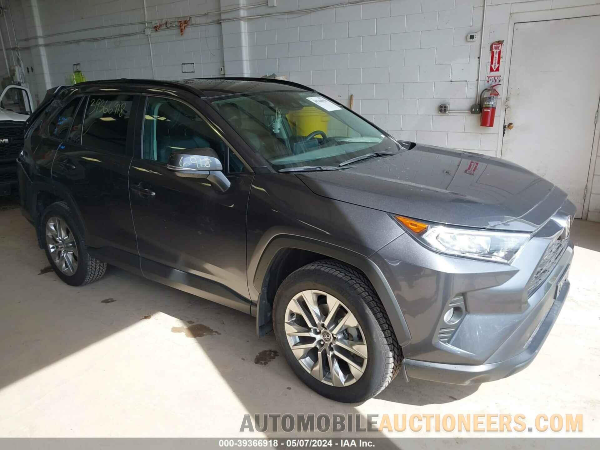 2T3A1RFV5MC156840 TOYOTA RAV4 2021