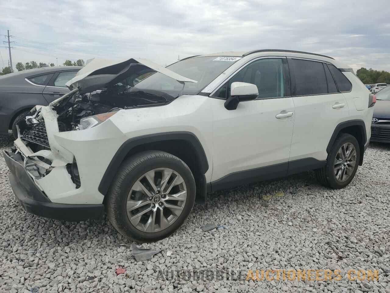 2T3A1RFV5MW213763 TOYOTA RAV4 2021