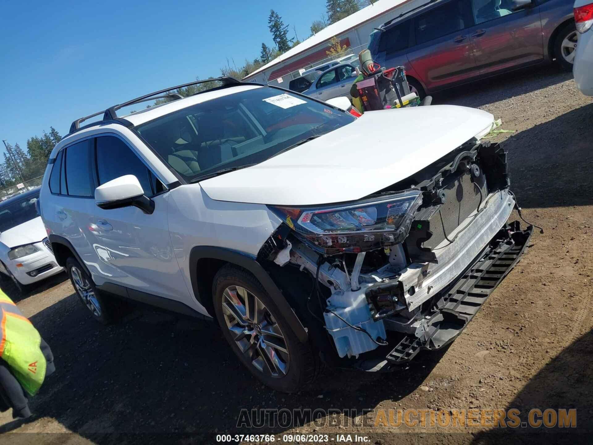 2T3A1RFV7KW073373 TOYOTA RAV4 2019