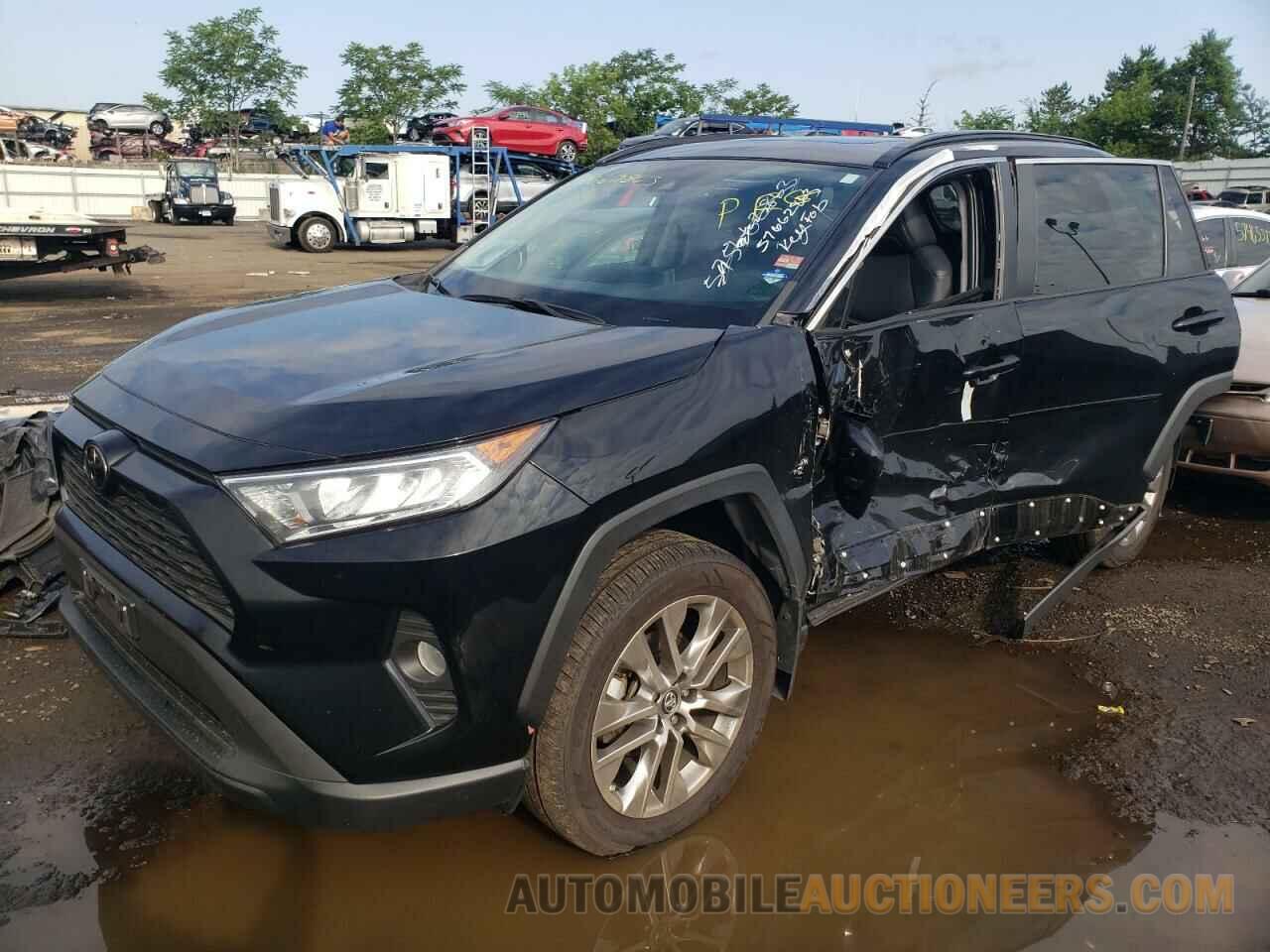 2T3A1RFV8KC034986 TOYOTA RAV4 2019