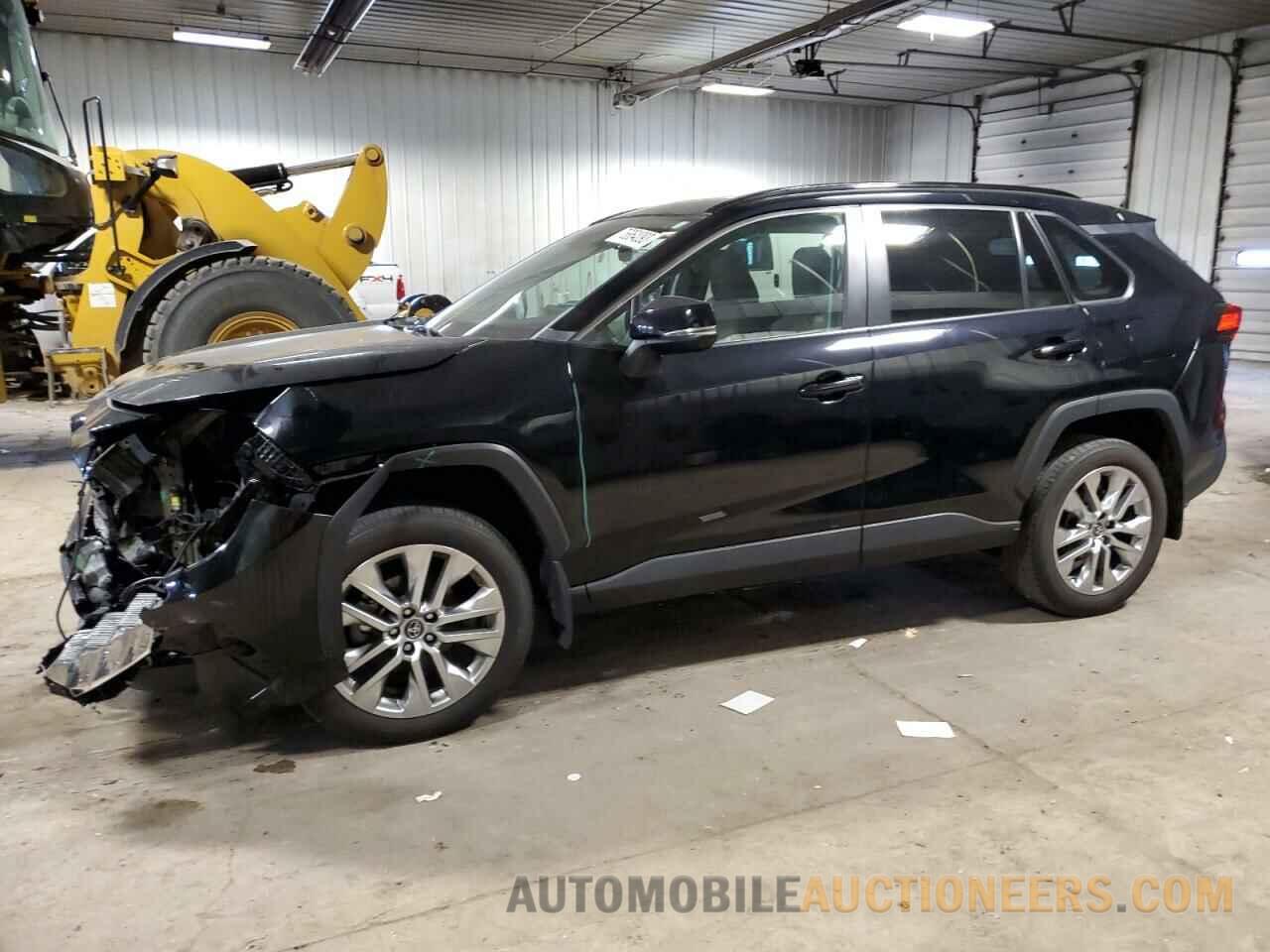 2T3A1RFV8KW079876 TOYOTA RAV4 2019