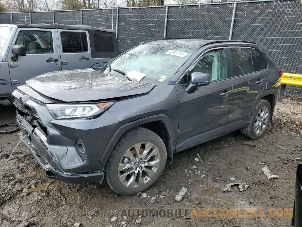 2T3A1RFV8MC145556 TOYOTA RAV4 2021