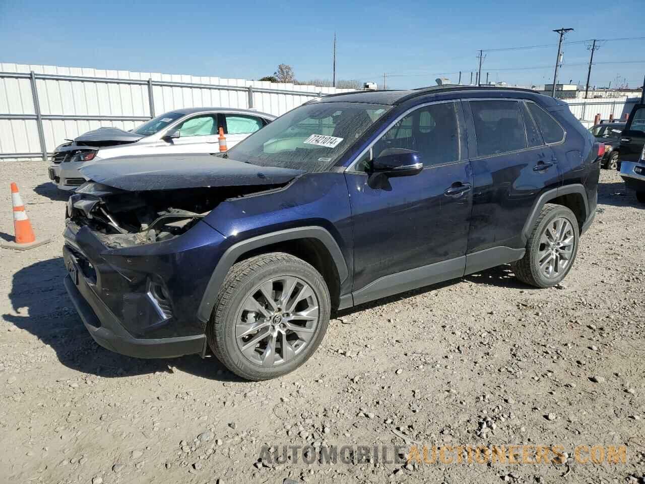 2T3A1RFV8MC146268 TOYOTA RAV4 2021