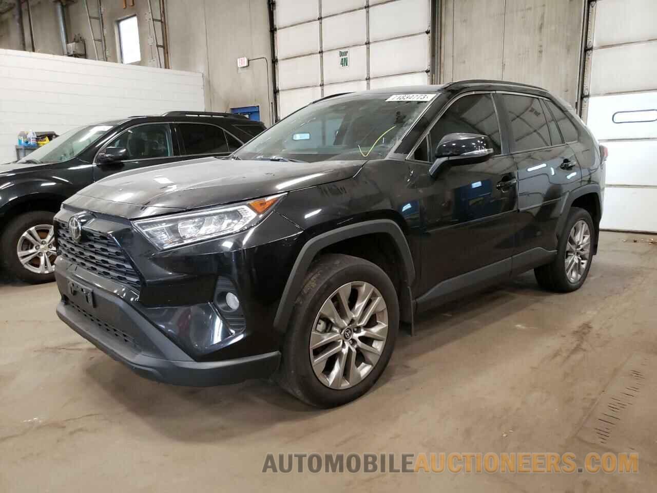 2T3A1RFV8MW223977 TOYOTA RAV4 2021