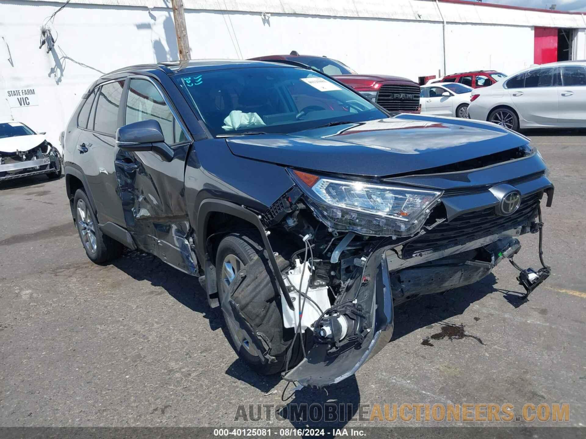 2T3A1RFV9KC032440 TOYOTA RAV4 2019