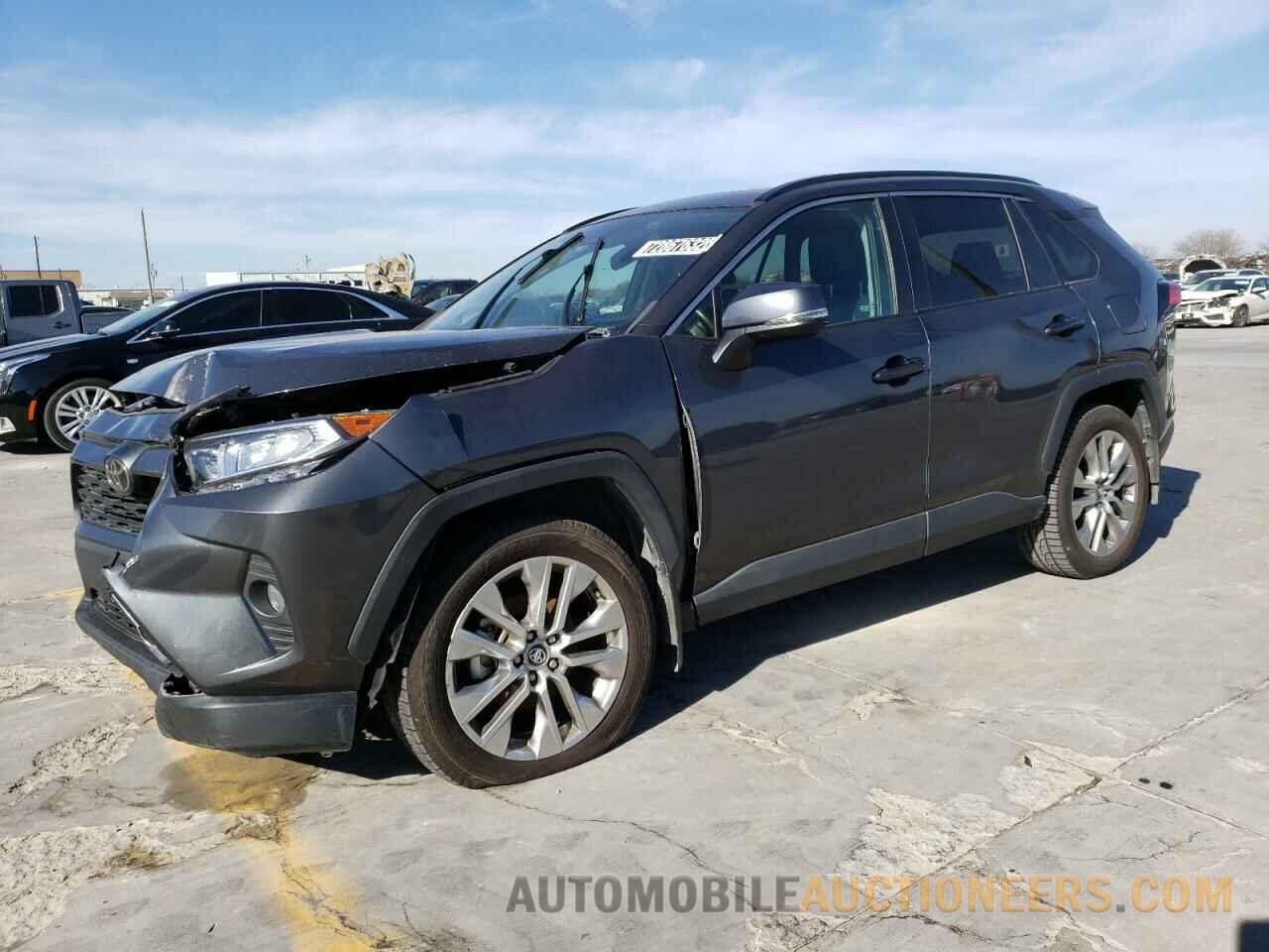 2T3A1RFV9KW009948 TOYOTA RAV4 2019