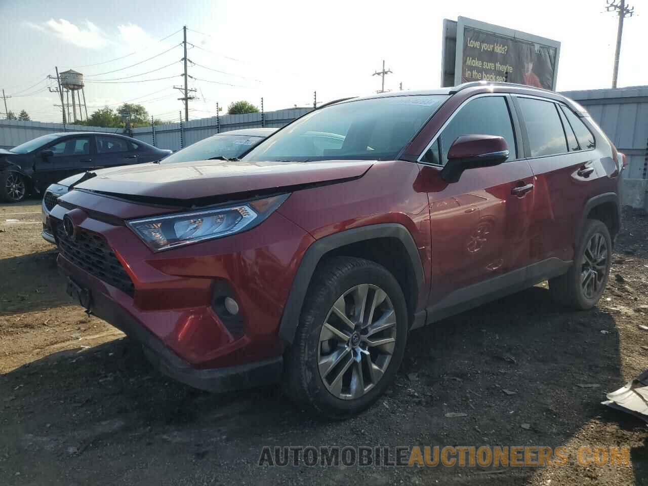 2T3A1RFV9KW063265 TOYOTA RAV4 2019