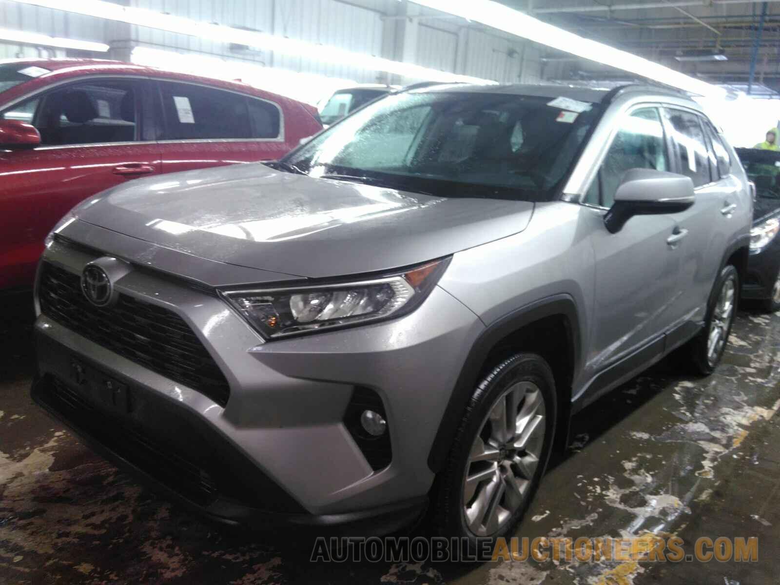 2T3A1RFVXMC173987 Toyota RAV4 2021