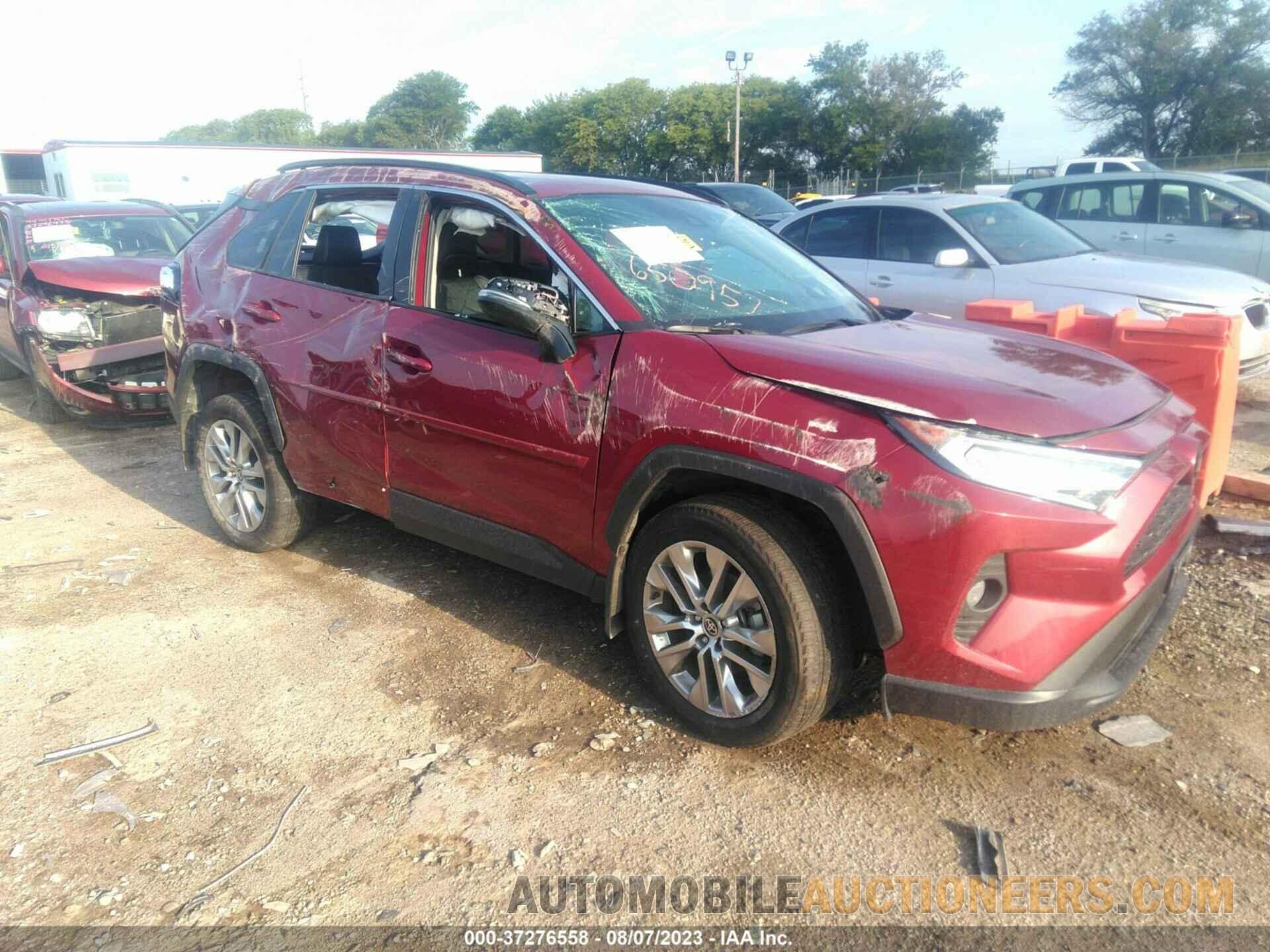 2T3A1RFVXMW174314 TOYOTA RAV4 2021