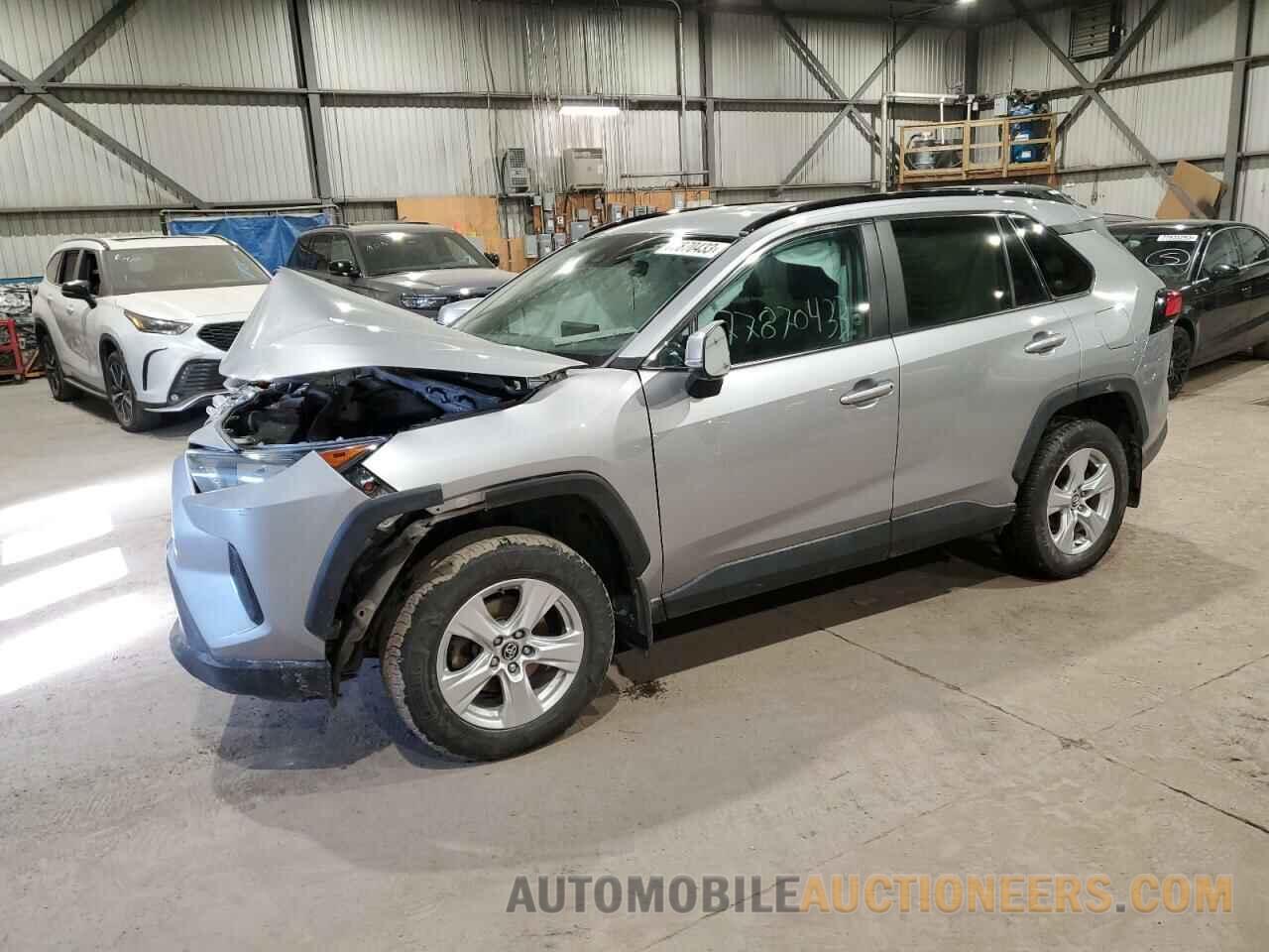 2T3B1RFVXKC031320 TOYOTA RAV4 2019