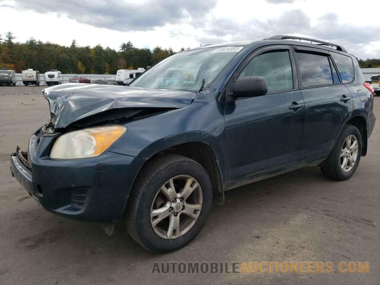 2T3BF4DV8CW269142 TOYOTA RAV4 2018