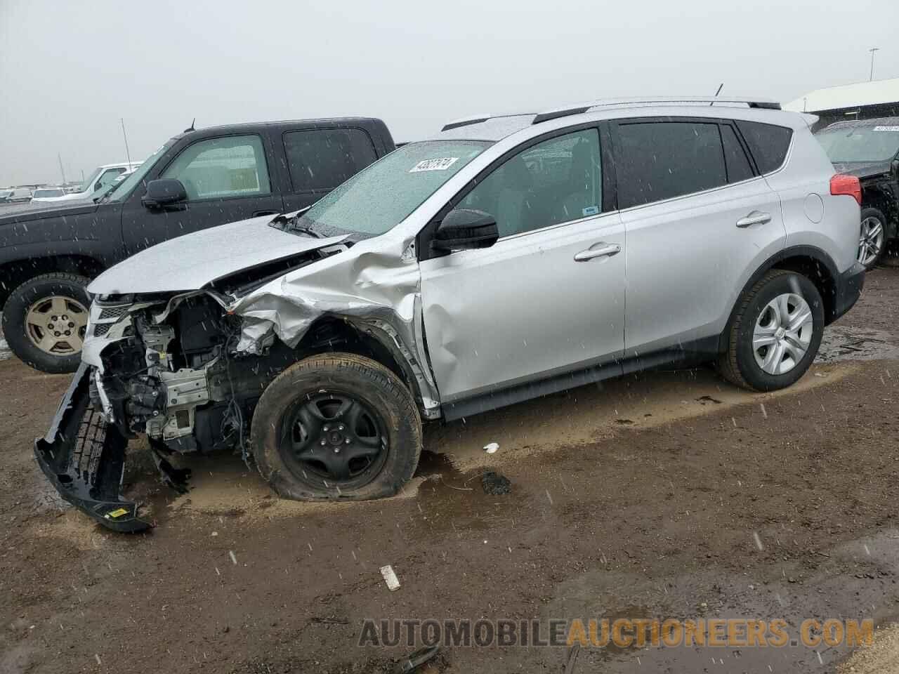 2T3BFREV0FW358882 TOYOTA RAV4 2015