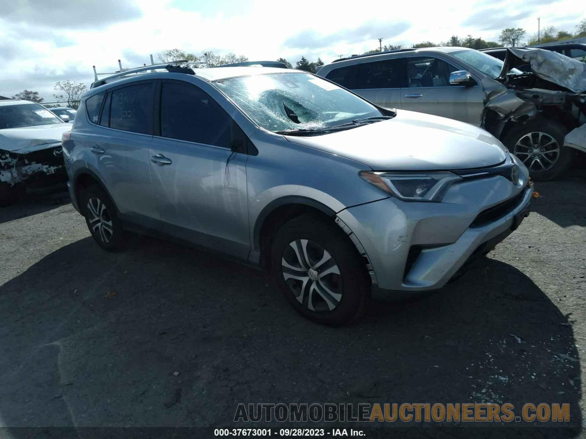 2T3BFREV0HW619351 TOYOTA RAV4 2017