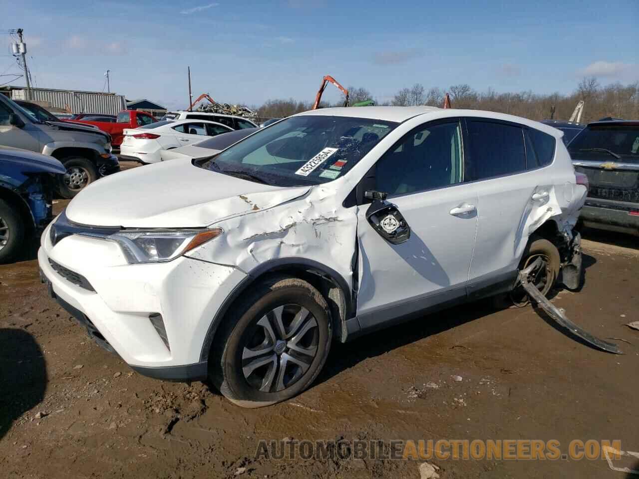 2T3BFREV0JW816011 TOYOTA RAV4 2018