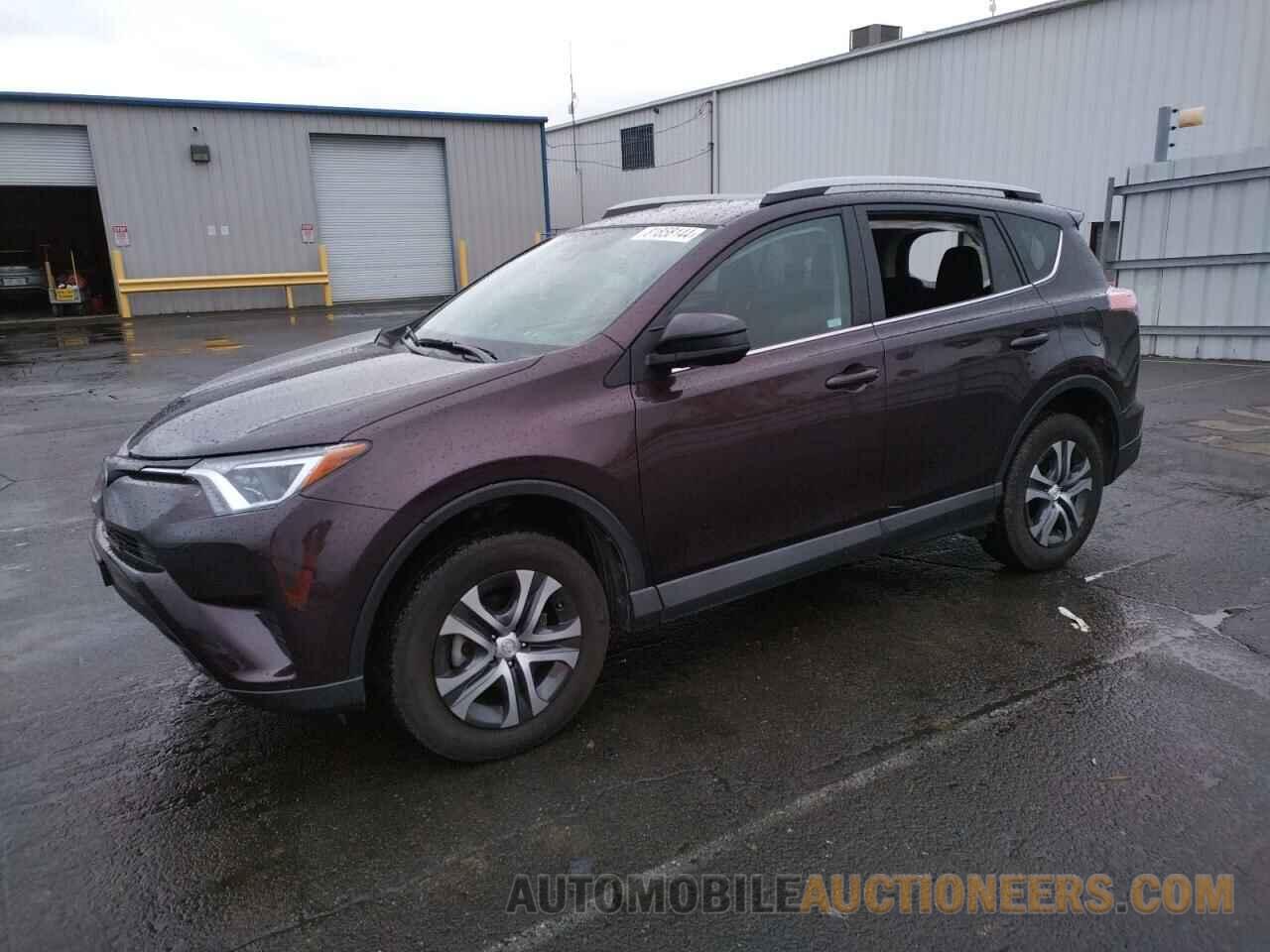 2T3BFREV0JW832953 TOYOTA RAV4 2018