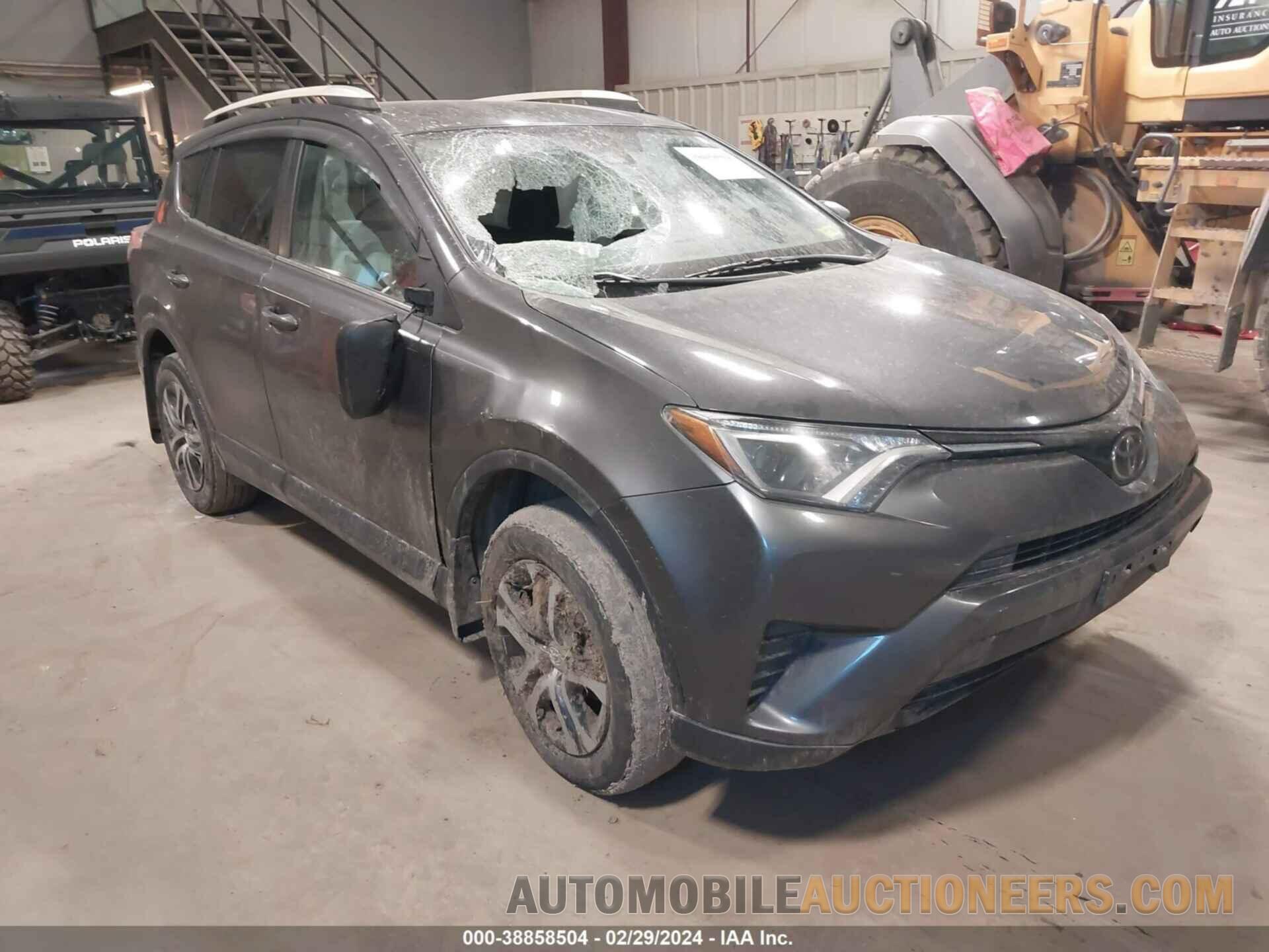 2T3BFREV0JW850143 TOYOTA RAV4 2018