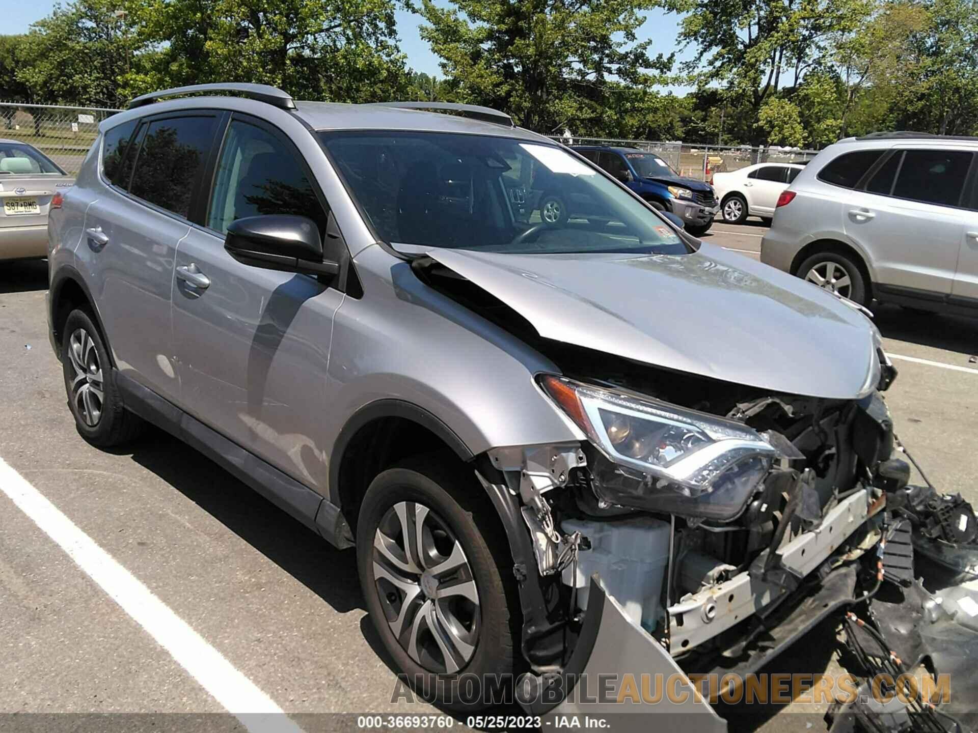 2T3BFREV1JW712112 TOYOTA RAV4 2018