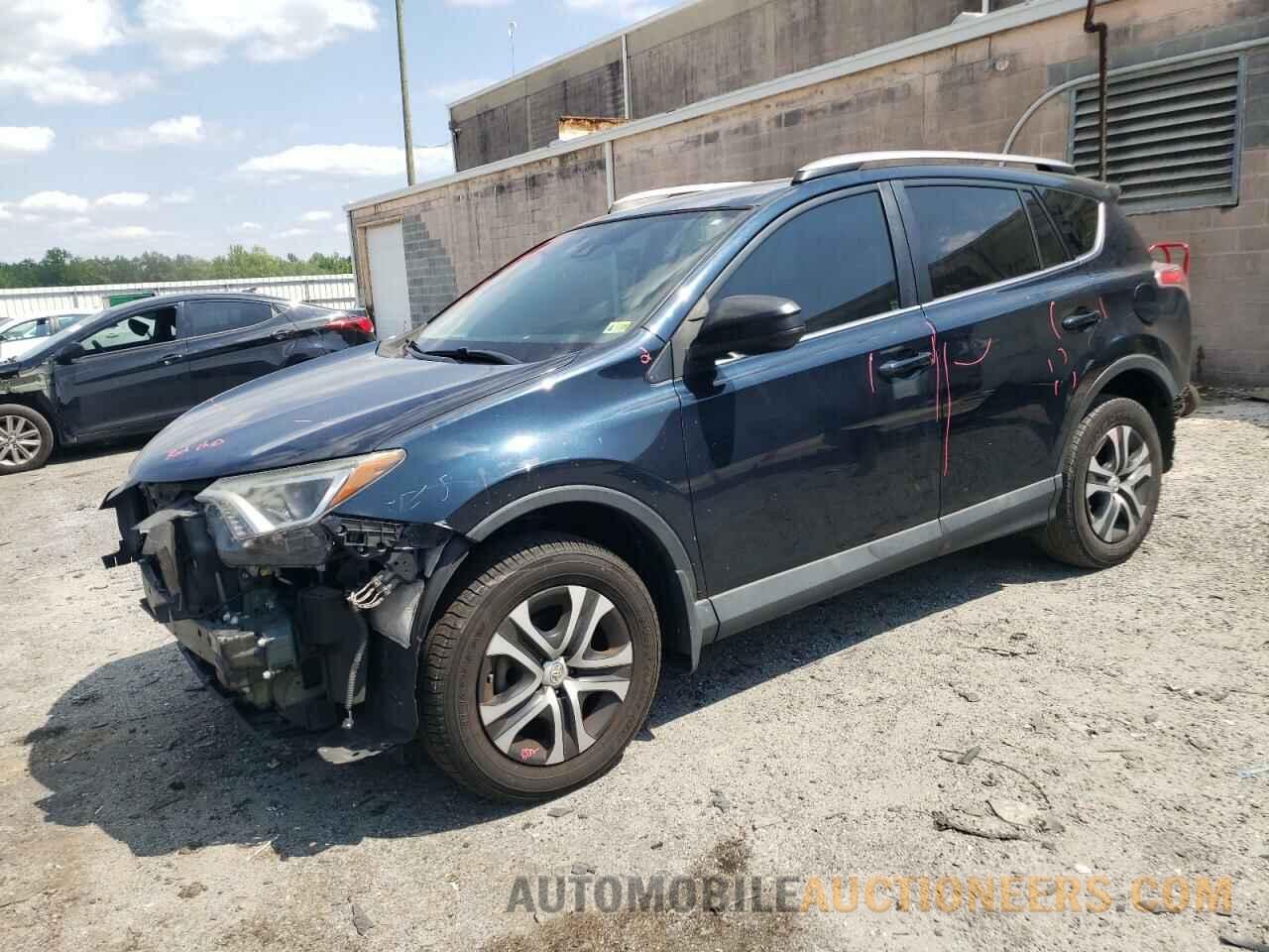 2T3BFREV1JW760256 TOYOTA RAV4 2018