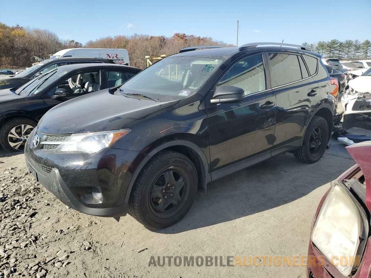 2T3BFREV2FW276572 TOYOTA RAV4 2015