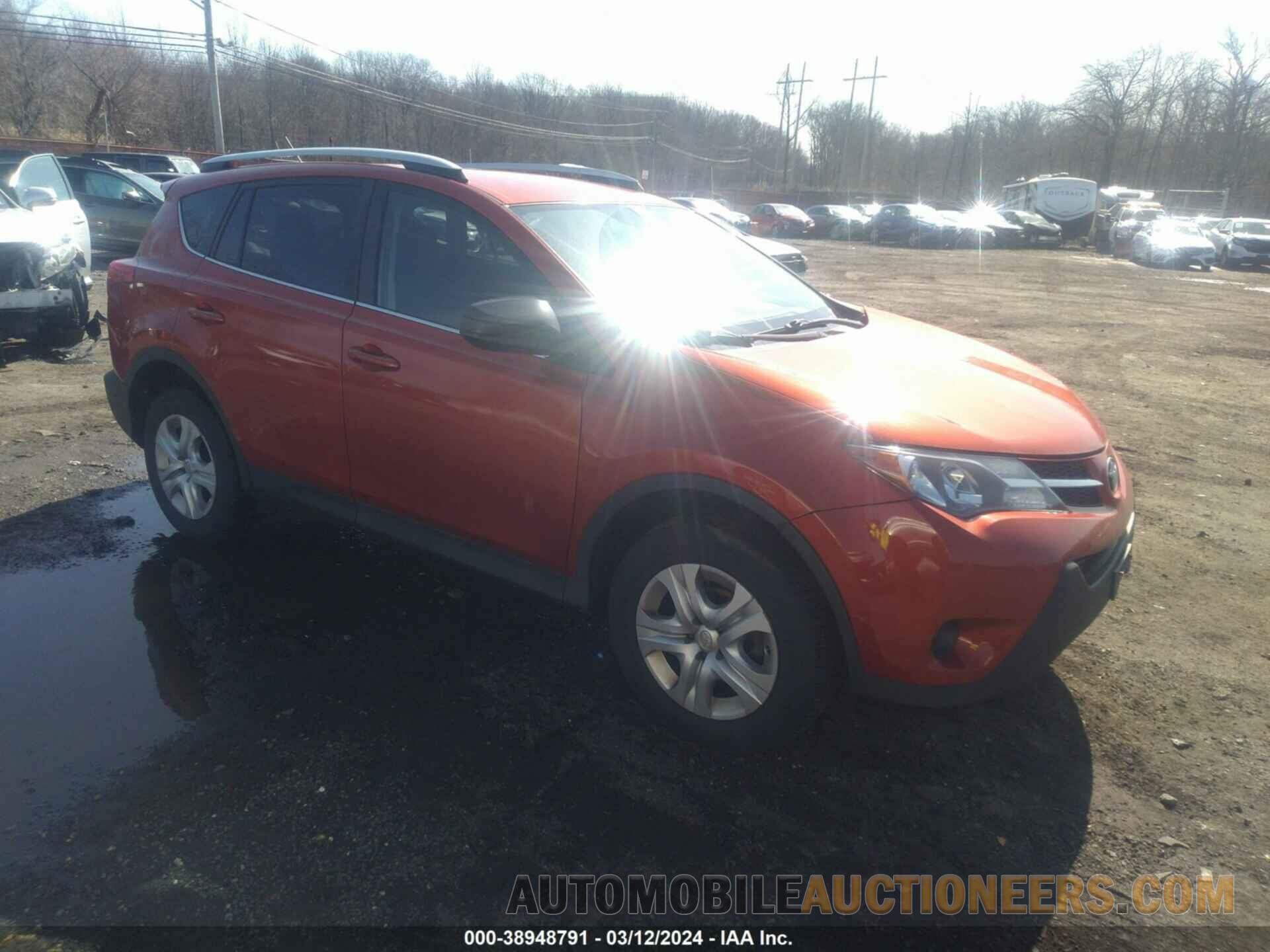 2T3BFREV2FW324586 TOYOTA RAV4 2015