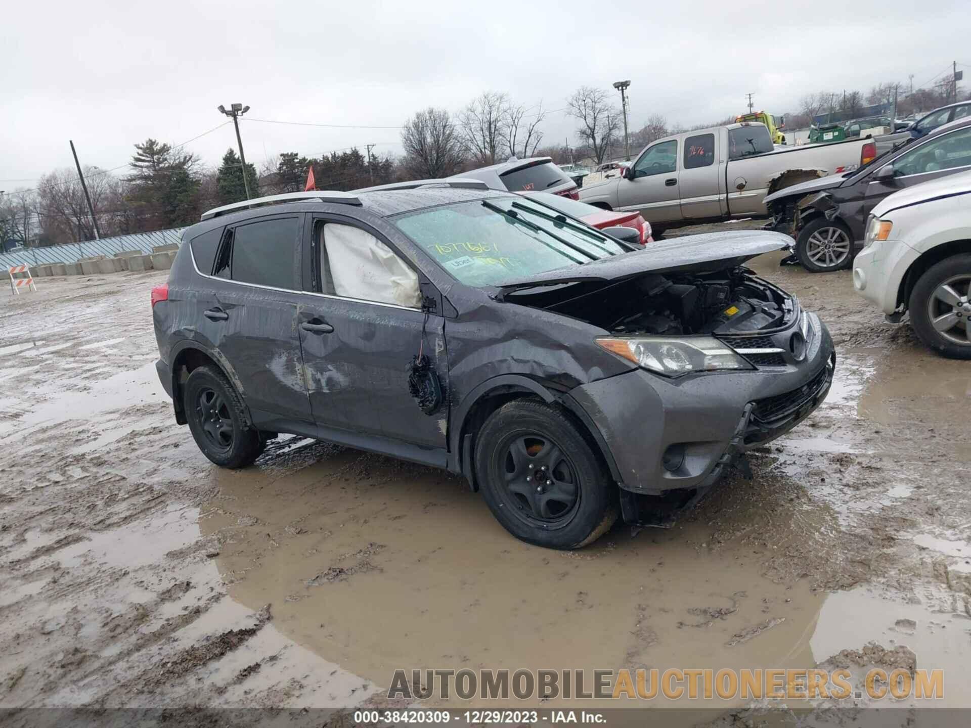 2T3BFREV2FW328606 TOYOTA RAV4 2015