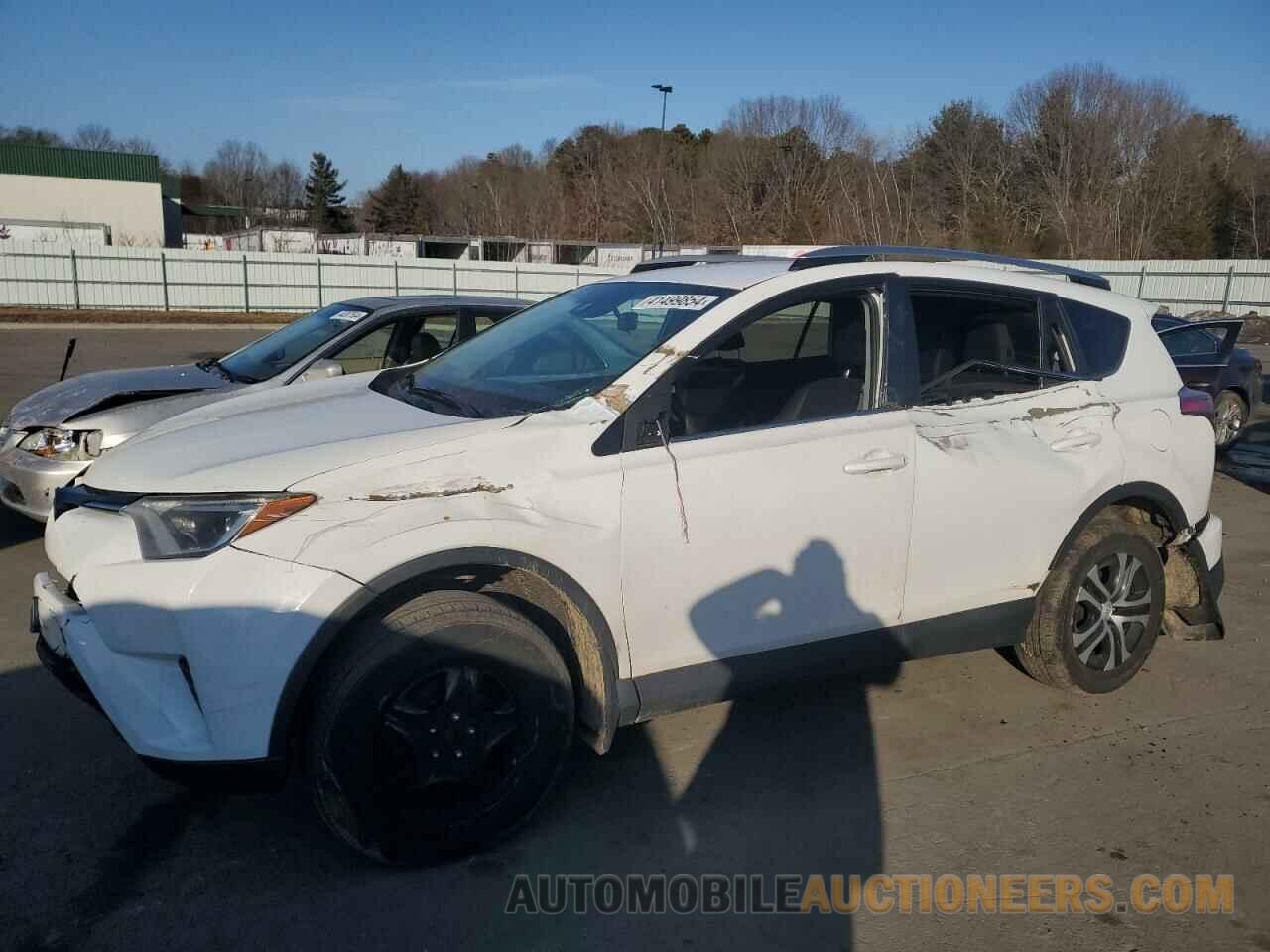 2T3BFREV2HW576227 TOYOTA RAV4 2017