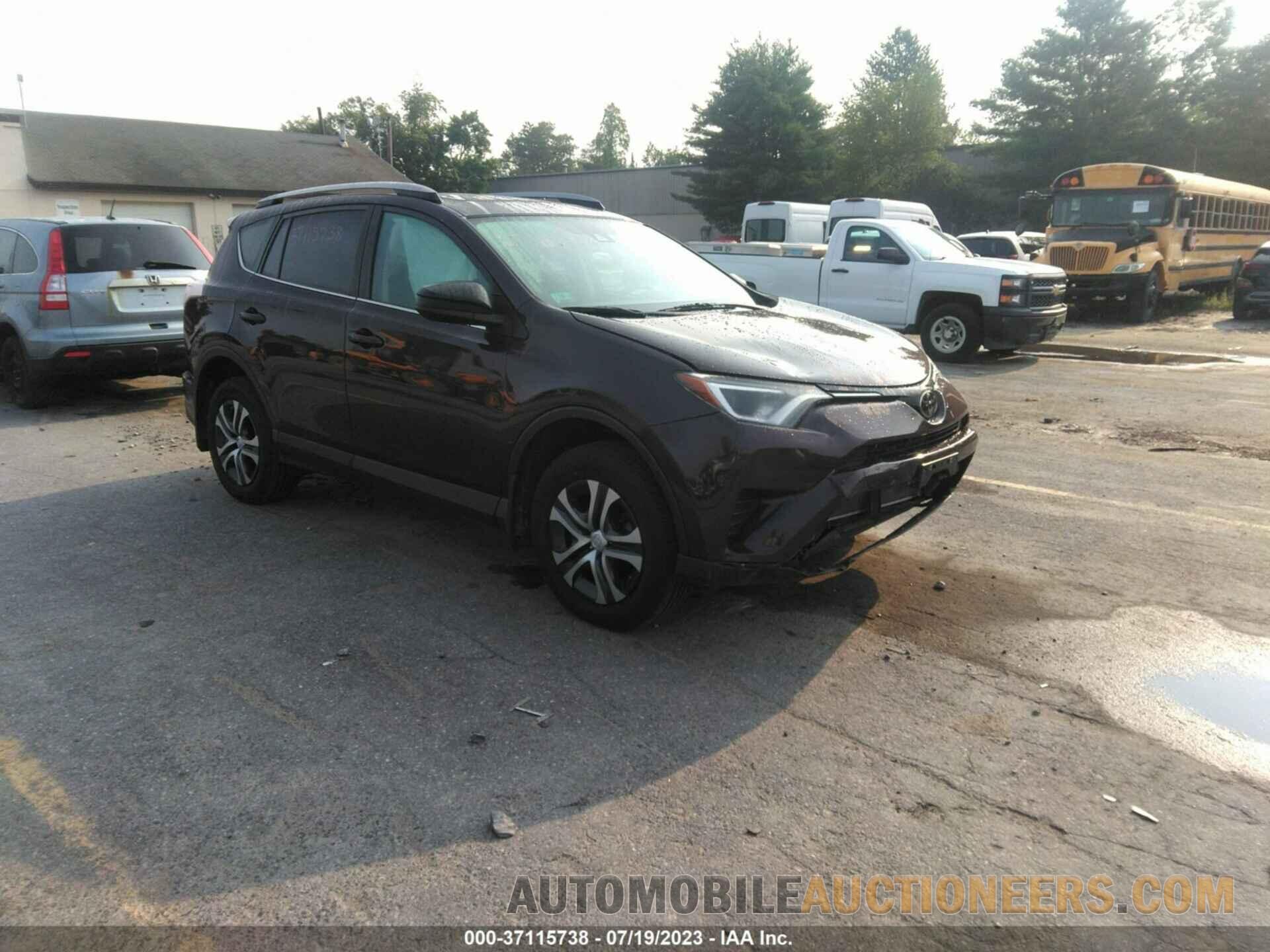 2T3BFREV2JW825650 TOYOTA RAV4 2018