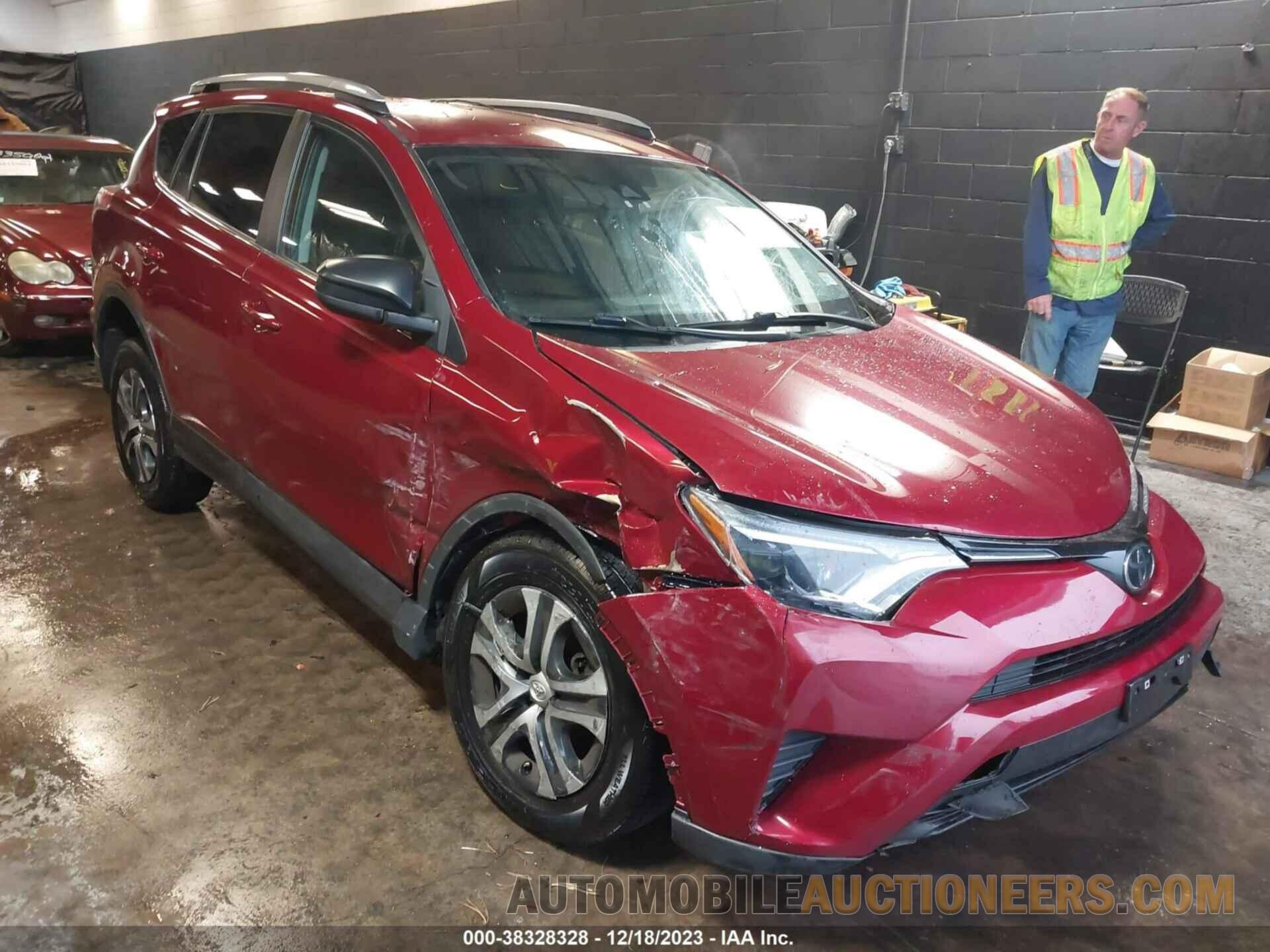 2T3BFREV2JW842867 TOYOTA RAV4 2018