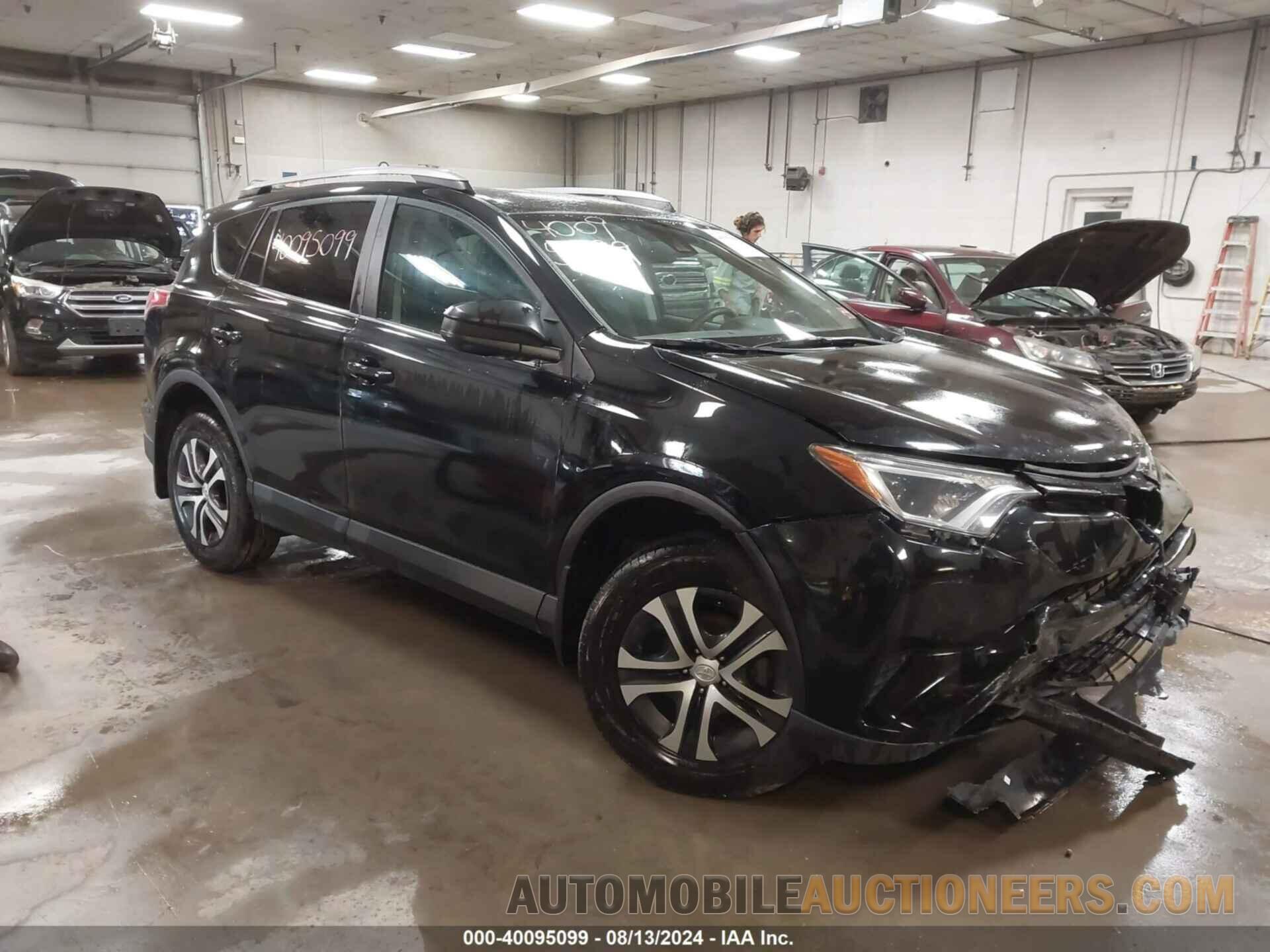 2T3BFREV3JW780055 TOYOTA RAV4 2018