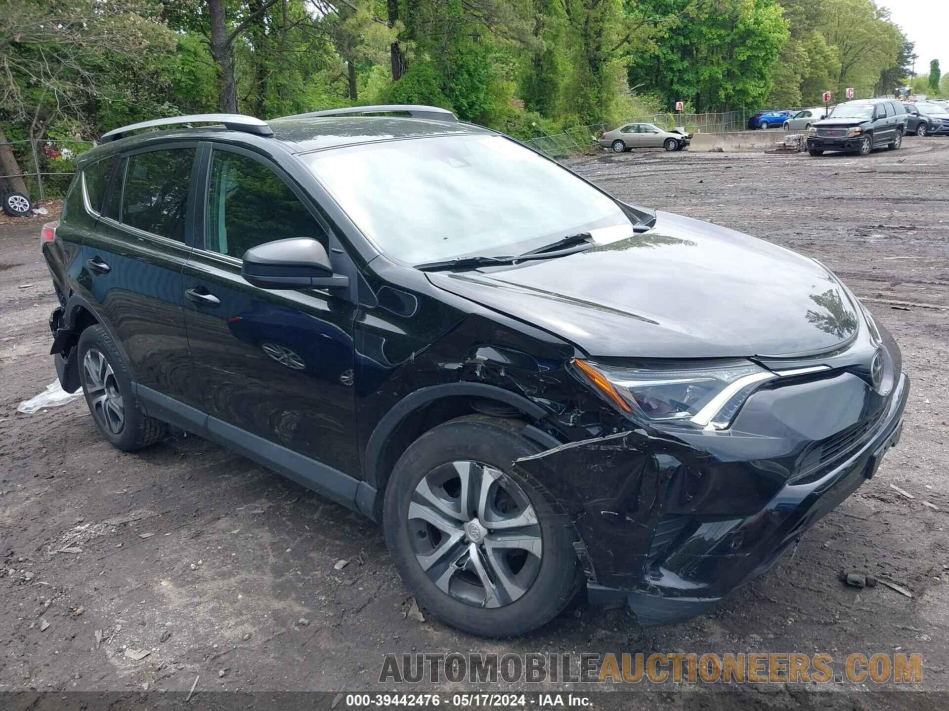 2T3BFREV3JW832011 TOYOTA RAV4 2018