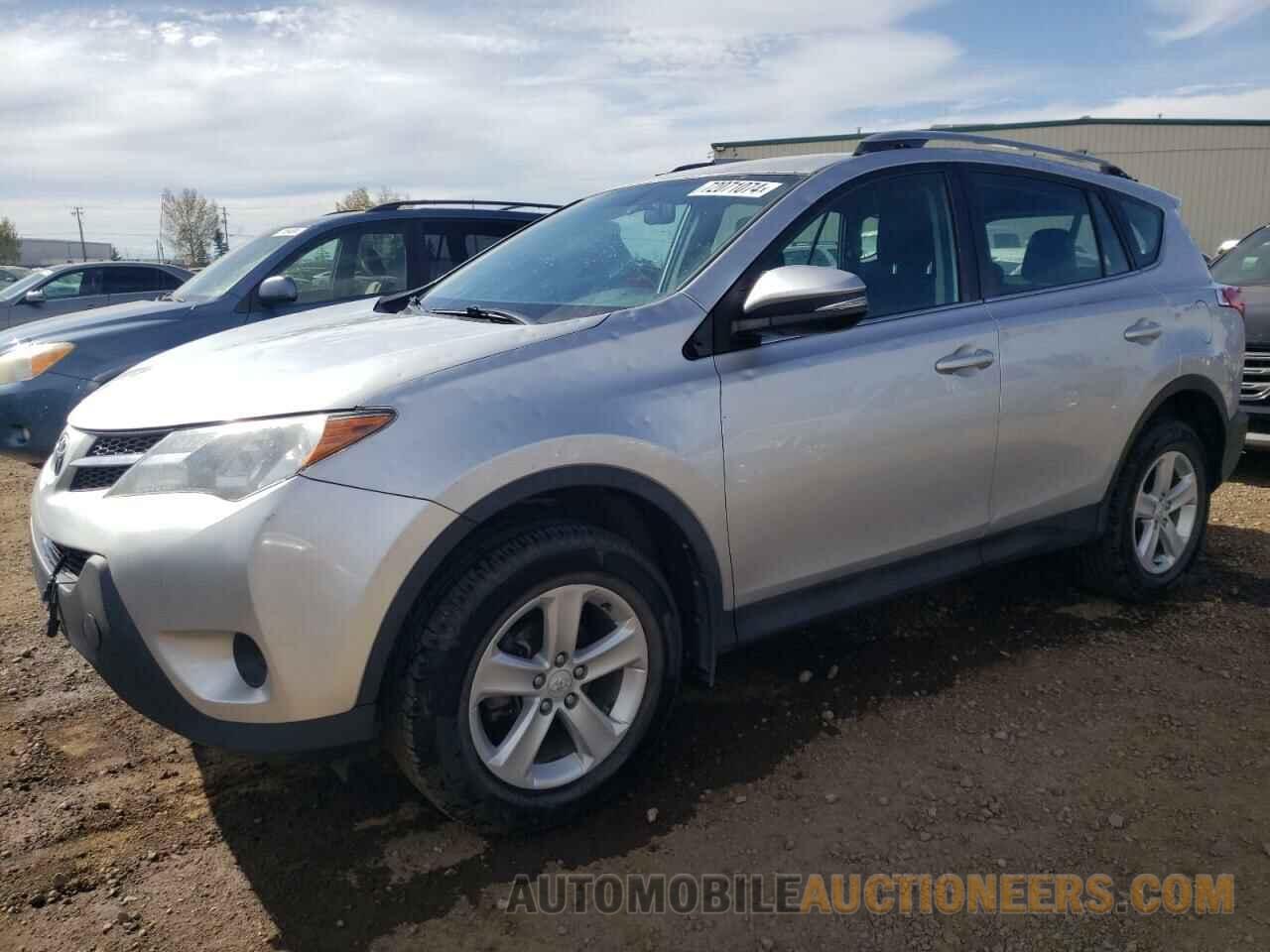 2T3BFREV4FW260213 TOYOTA RAV4 2015