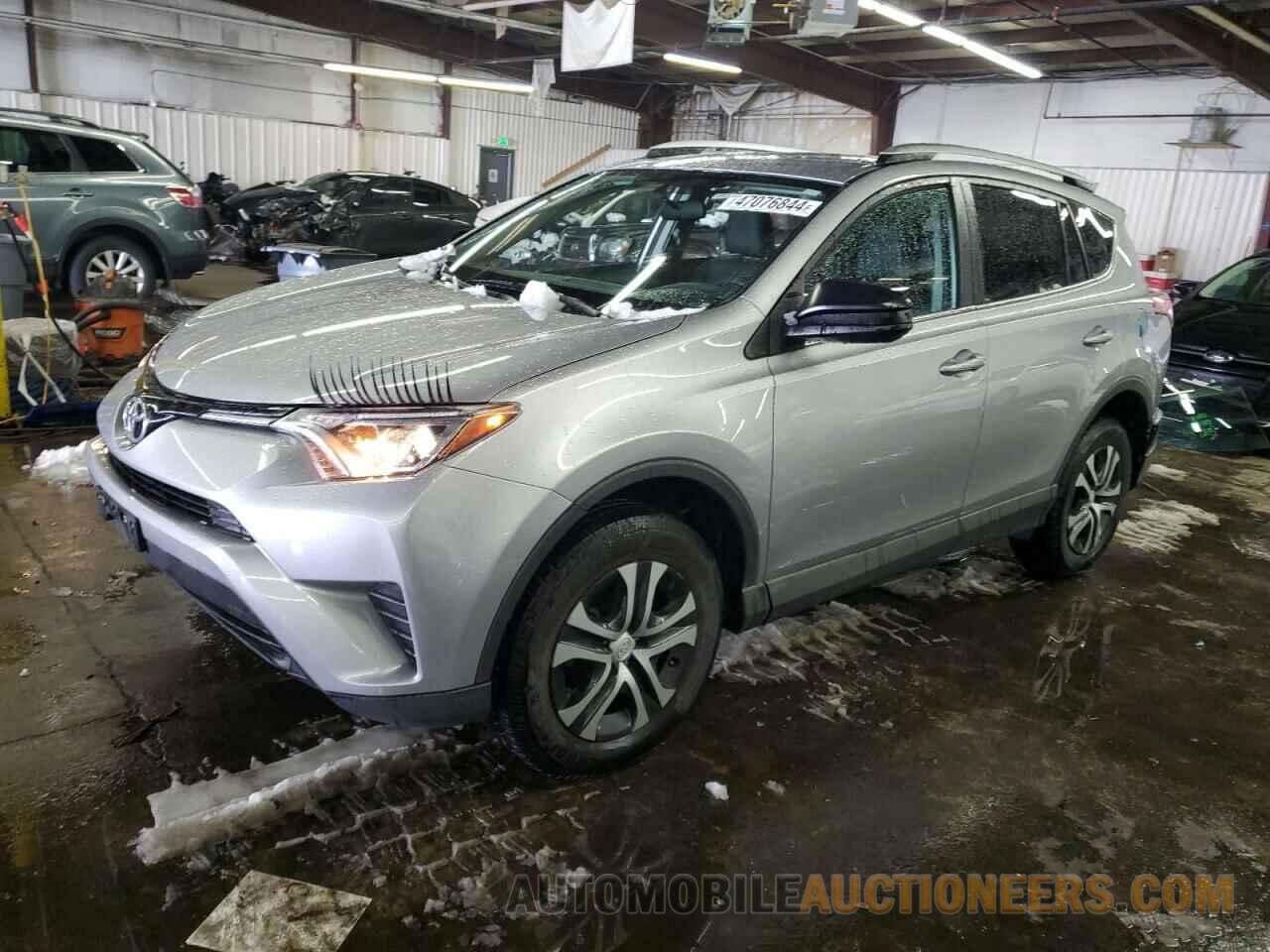 2T3BFREV4GW465662 TOYOTA RAV4 2016