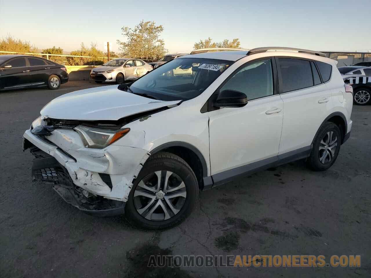 2T3BFREV4HW615206 TOYOTA RAV4 2017