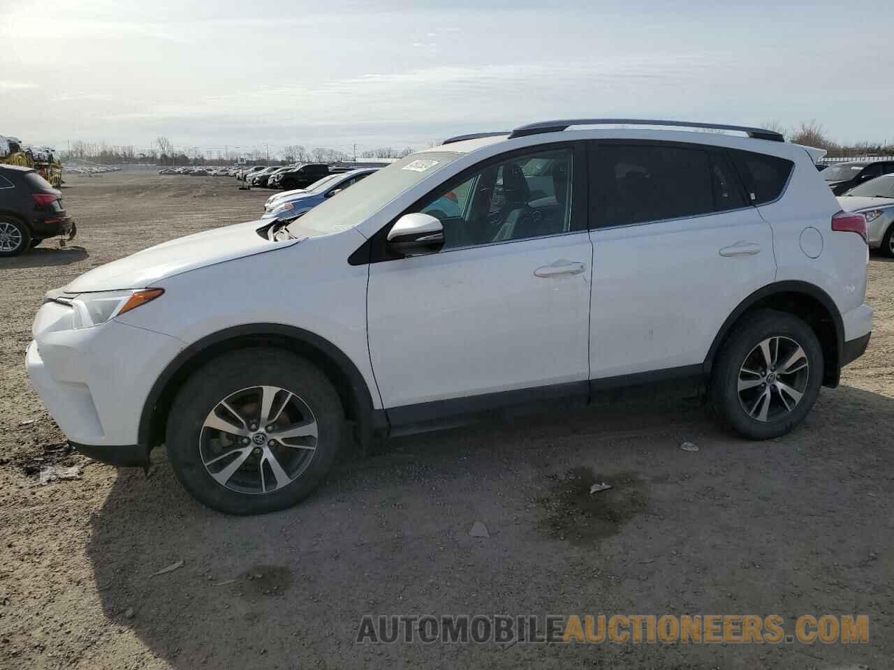 2T3BFREV4JW749395 TOYOTA RAV4 2018