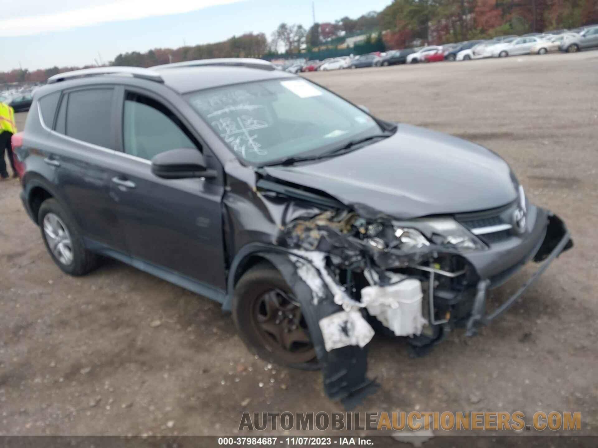 2T3BFREV5FW324551 TOYOTA RAV4 2015