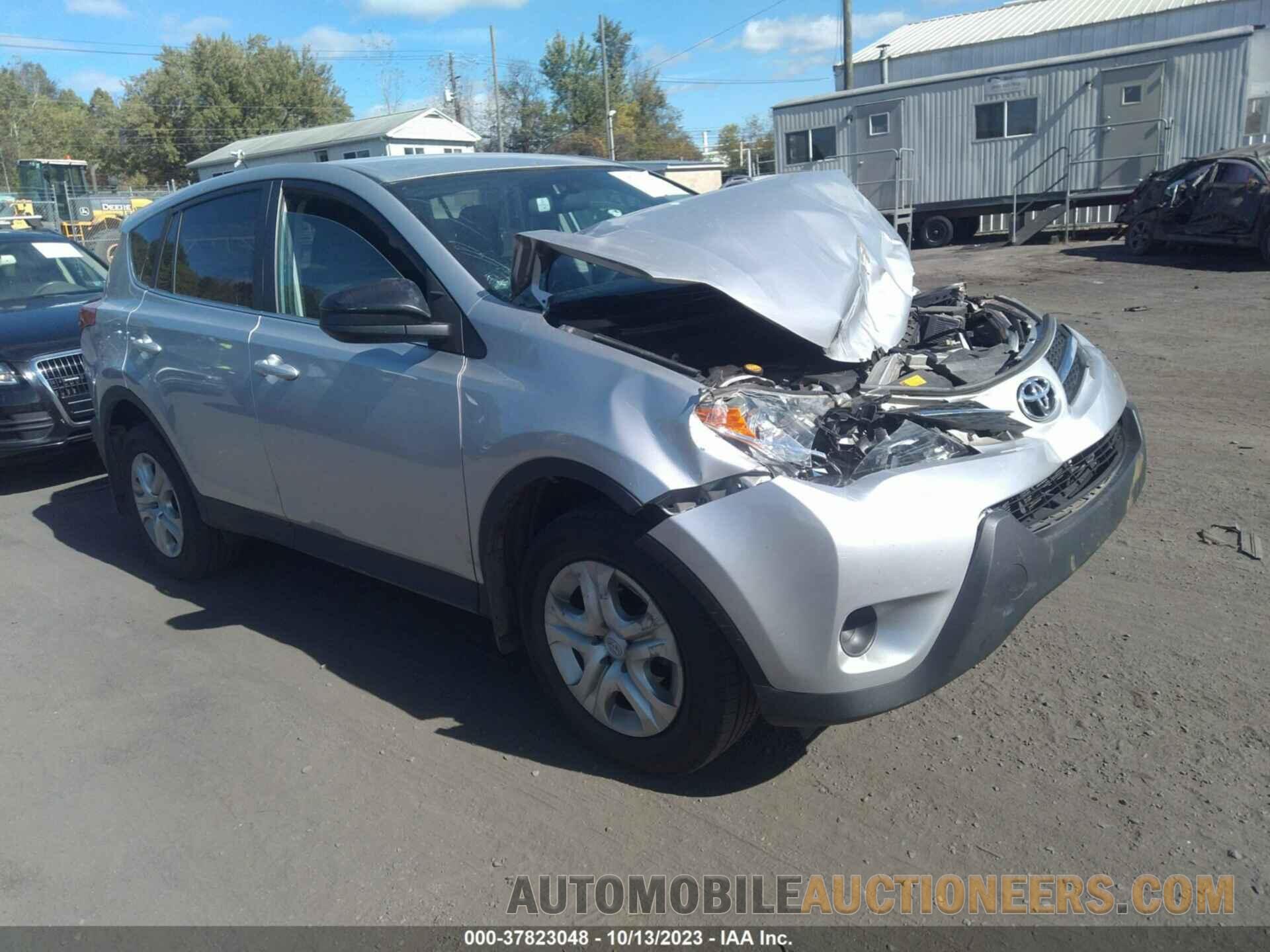 2T3BFREV5FW335002 TOYOTA RAV4 2015