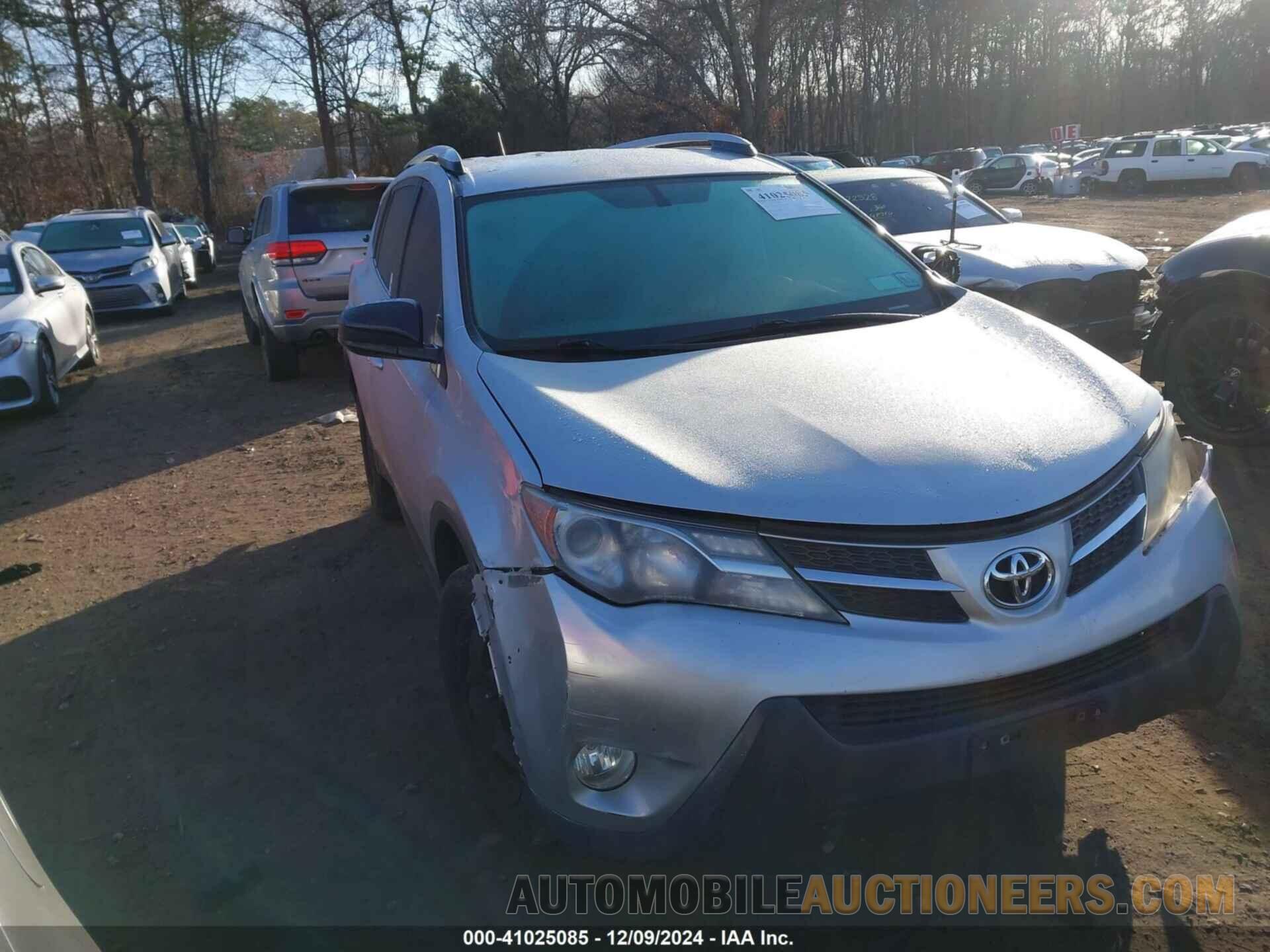 2T3BFREV5FW337638 TOYOTA RAV4 2015