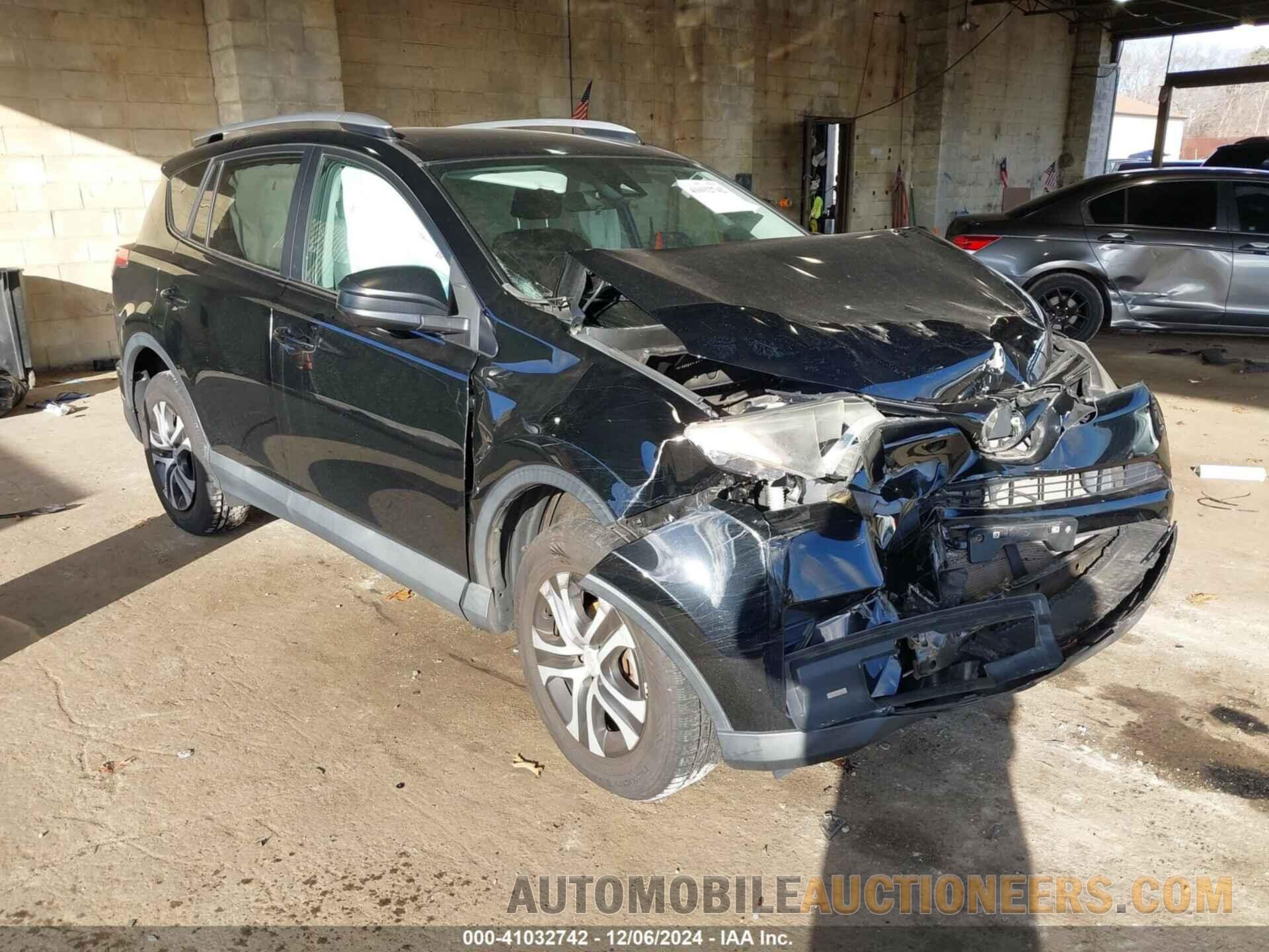 2T3BFREV5HW608281 TOYOTA RAV4 2017