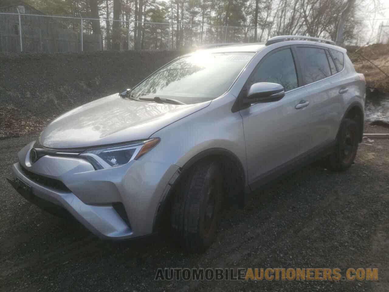 2T3BFREV5JW814447 TOYOTA RAV4 2018