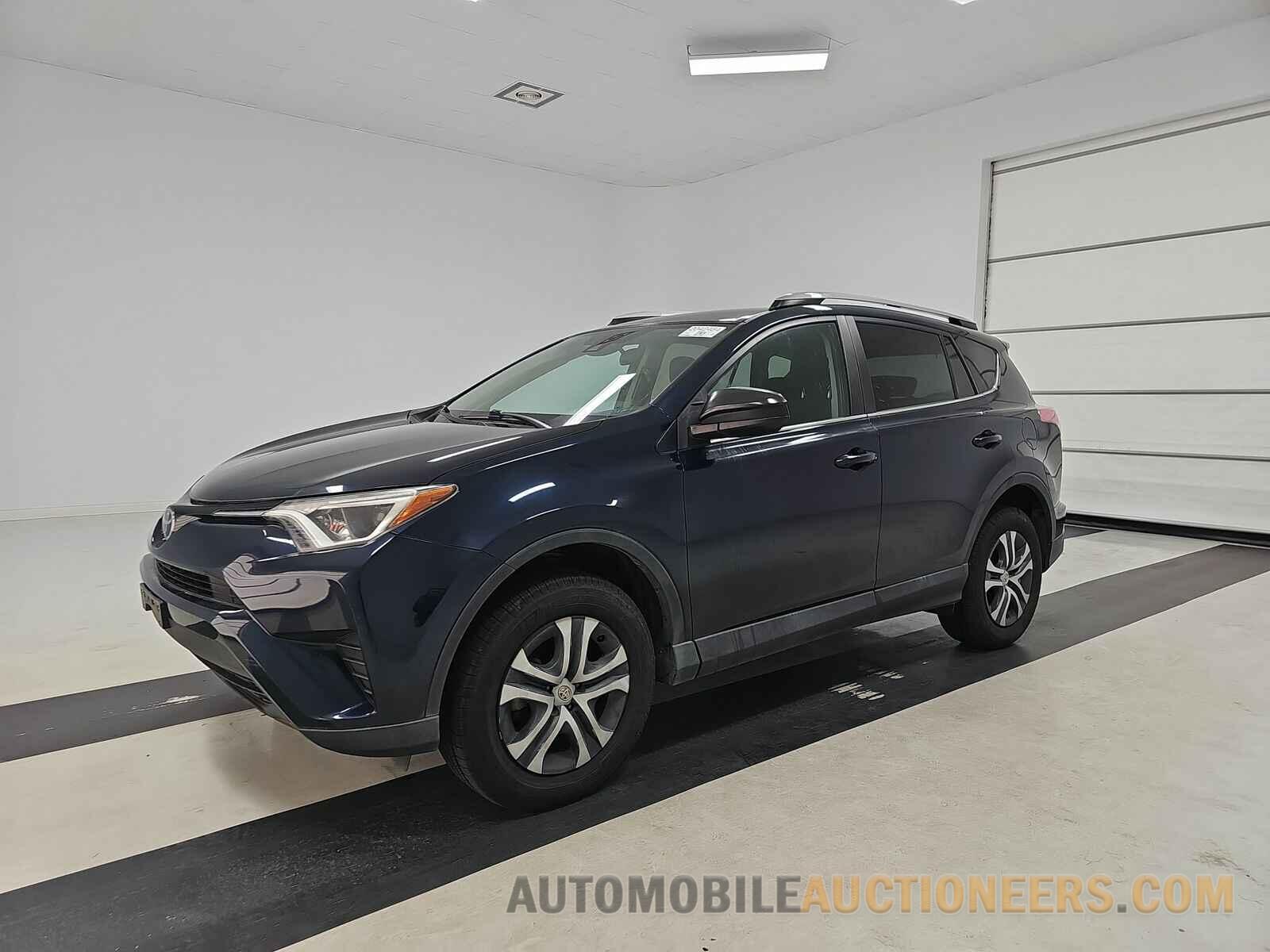 2T3BFREV6HW667338 Toyota RAV4 2017