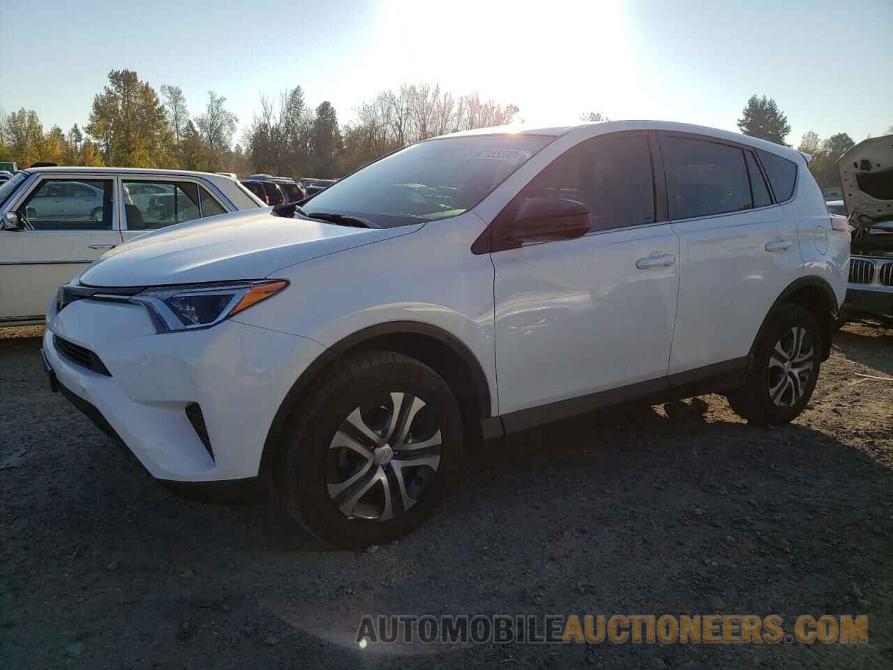 2T3BFREV7JW855212 TOYOTA RAV4 2018