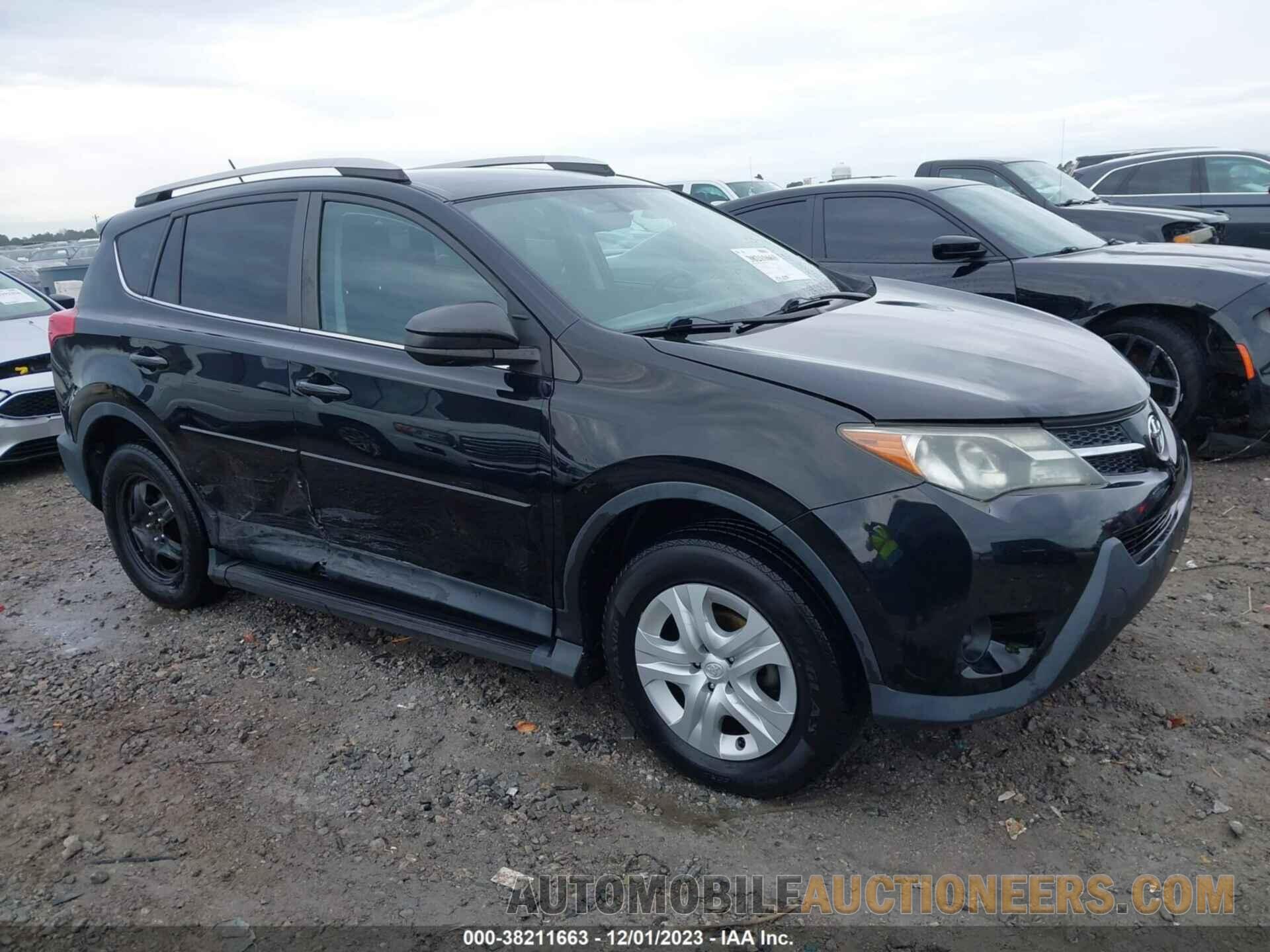 2T3BFREV8FW261929 TOYOTA RAV4 2015