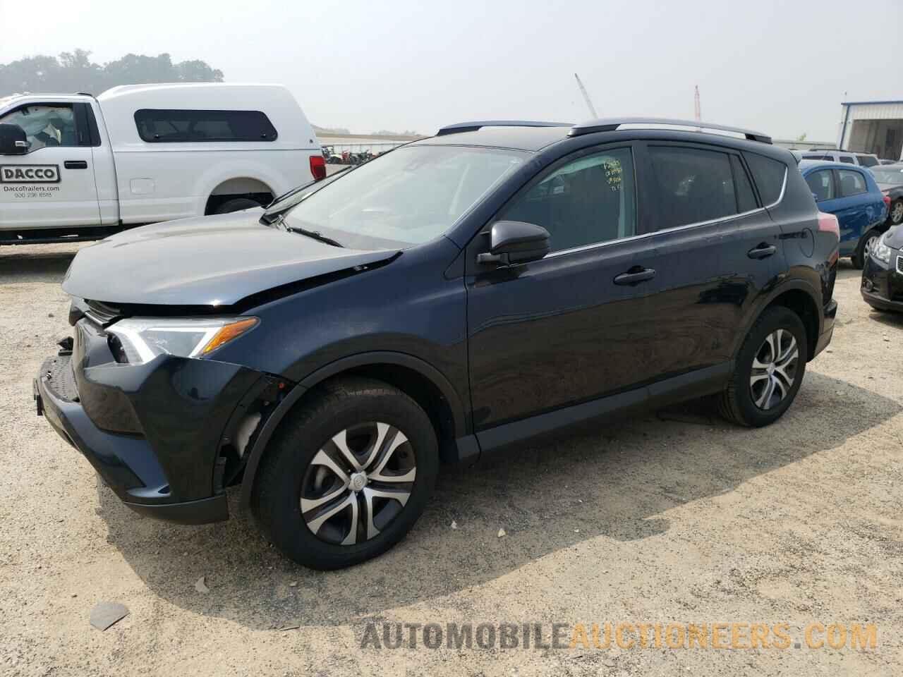 2T3BFREV8HW635636 TOYOTA RAV4 2017