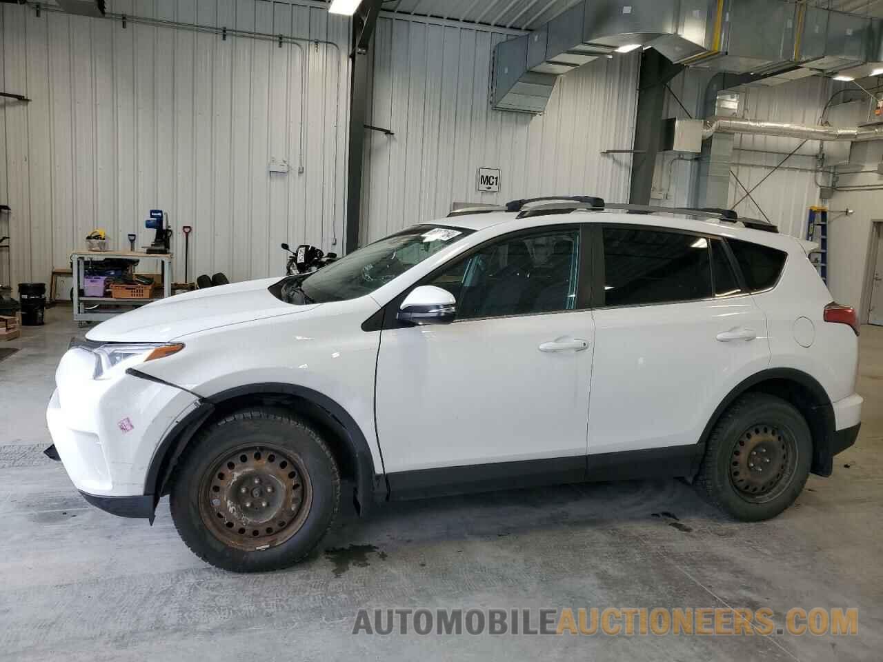 2T3BFREV8HW642229 TOYOTA RAV4 2017