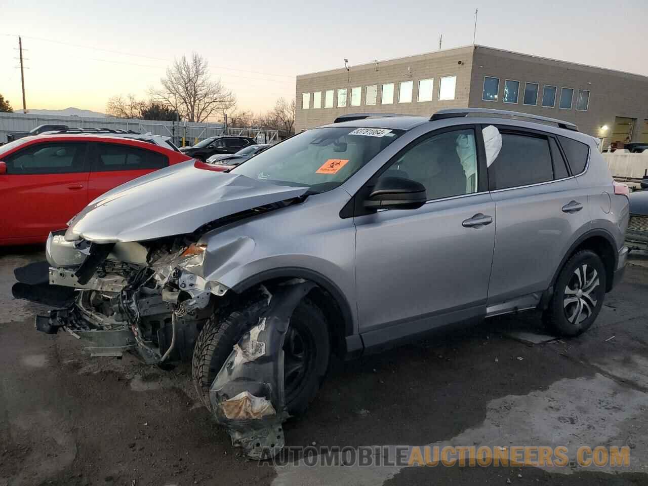 2T3BFREV8HW658186 TOYOTA RAV4 2017