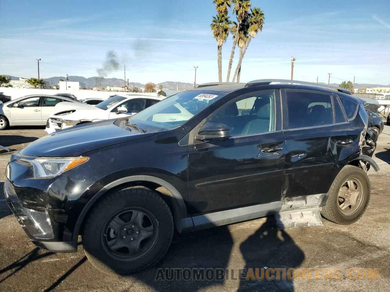 2T3BFREV8HW668958 TOYOTA RAV4 2017