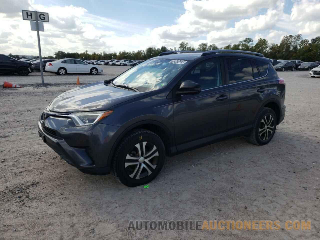 2T3BFREV8JW777426 TOYOTA RAV4 2018